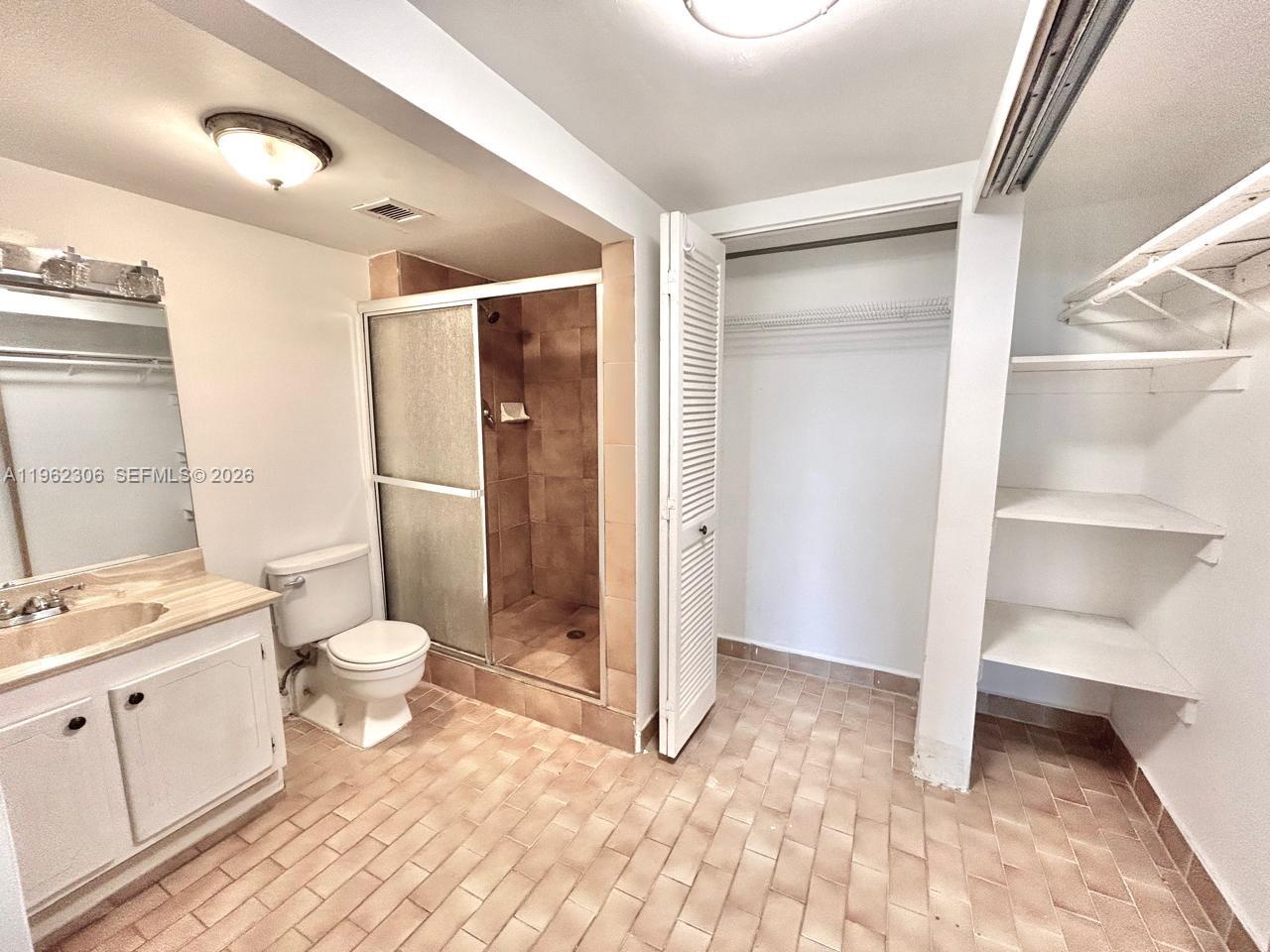 SAILBOAT CAY CONDO - Residential