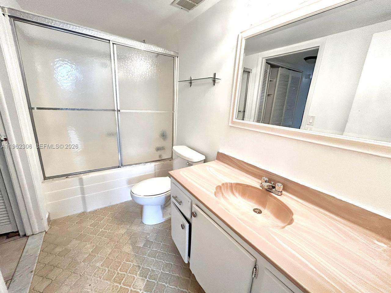 SAILBOAT CAY CONDO - Residential