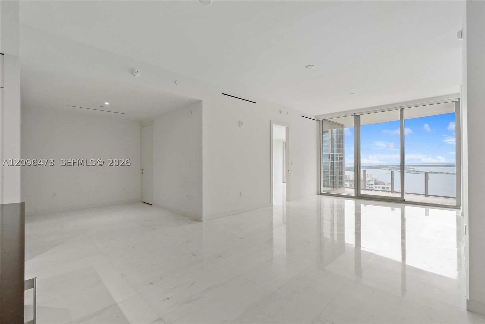 300 Biscayne Boulevard Way 3805W