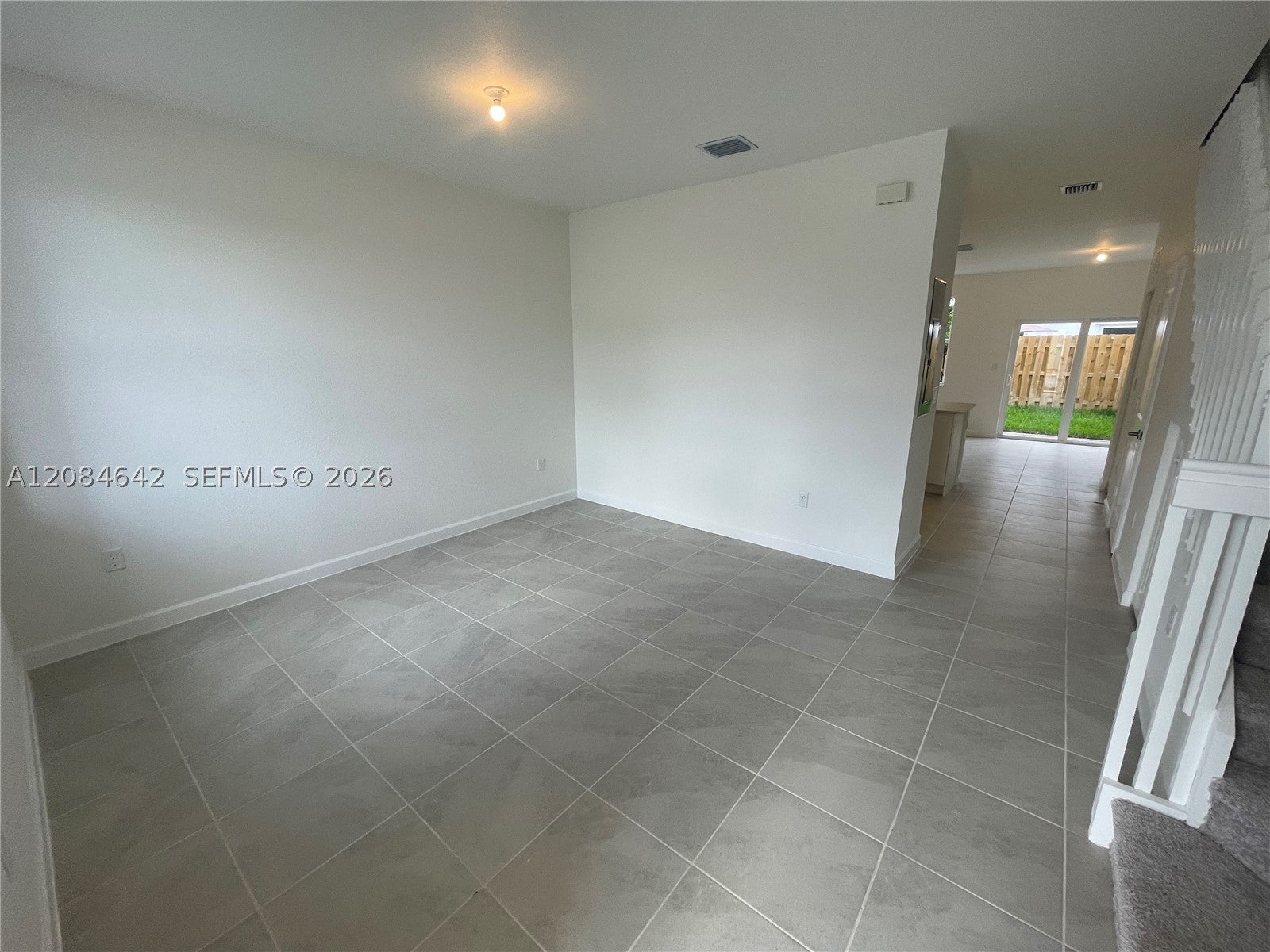 2568 SE 25th Rd 2568