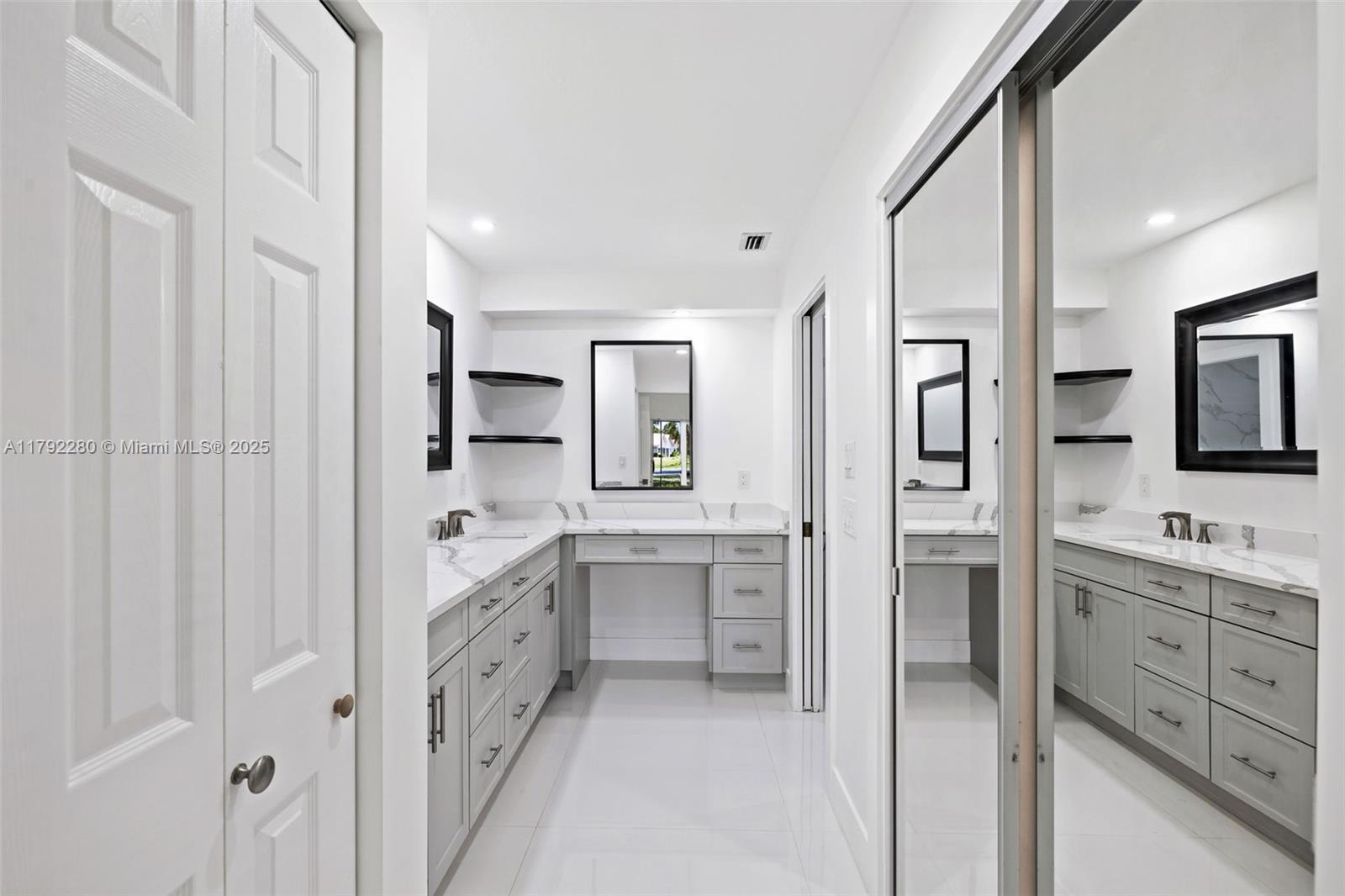 SWEETWATER SEC 4 - Residential