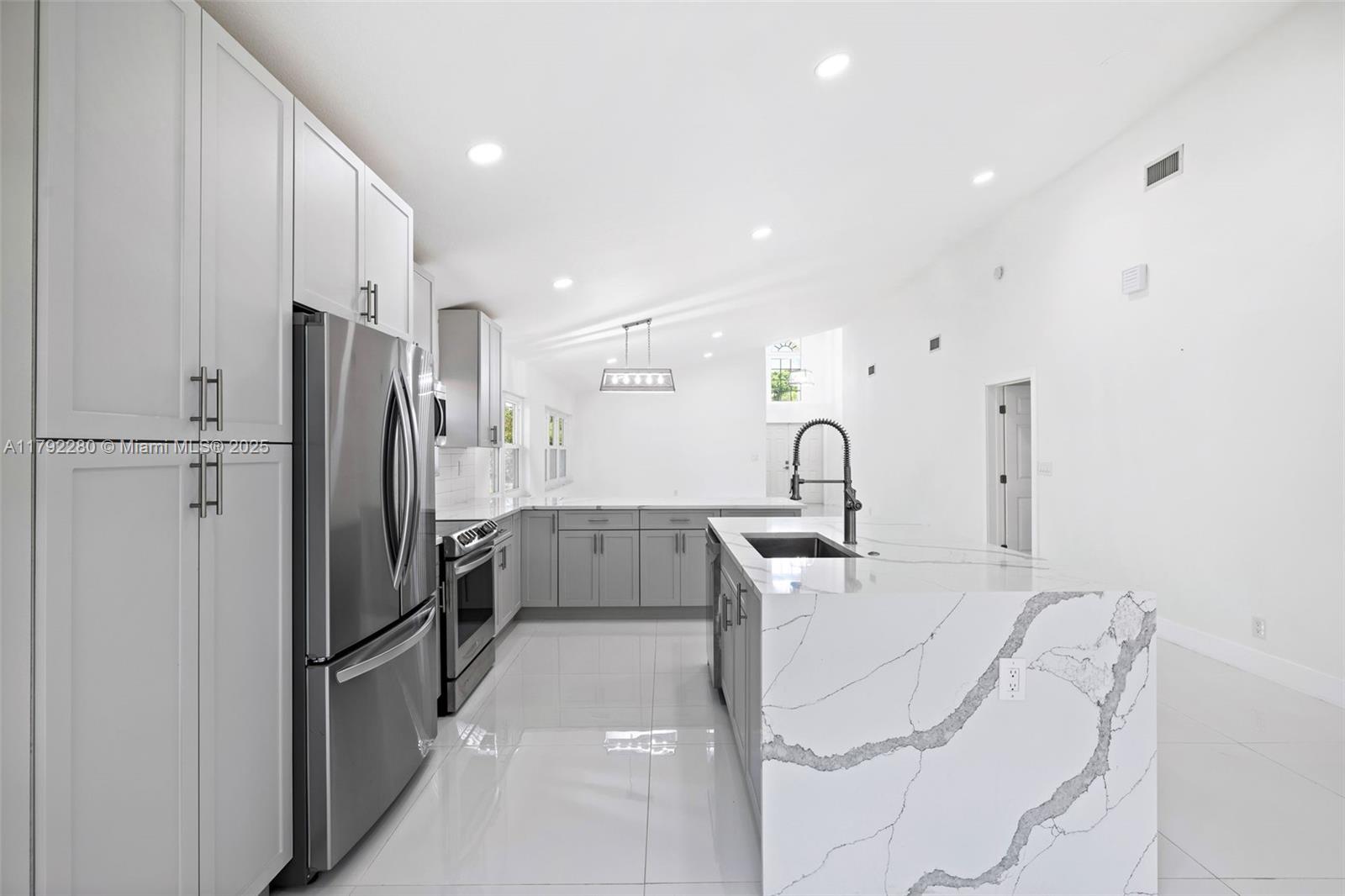 SWEETWATER SEC 4 - Residential
