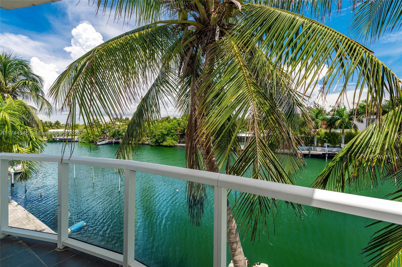 NORMANDY WATERWAY SUB - Residential Lease