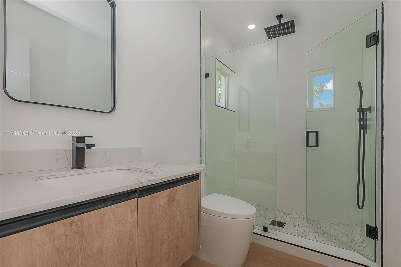 NORMANDY WATERWAY SUB - Residential Lease