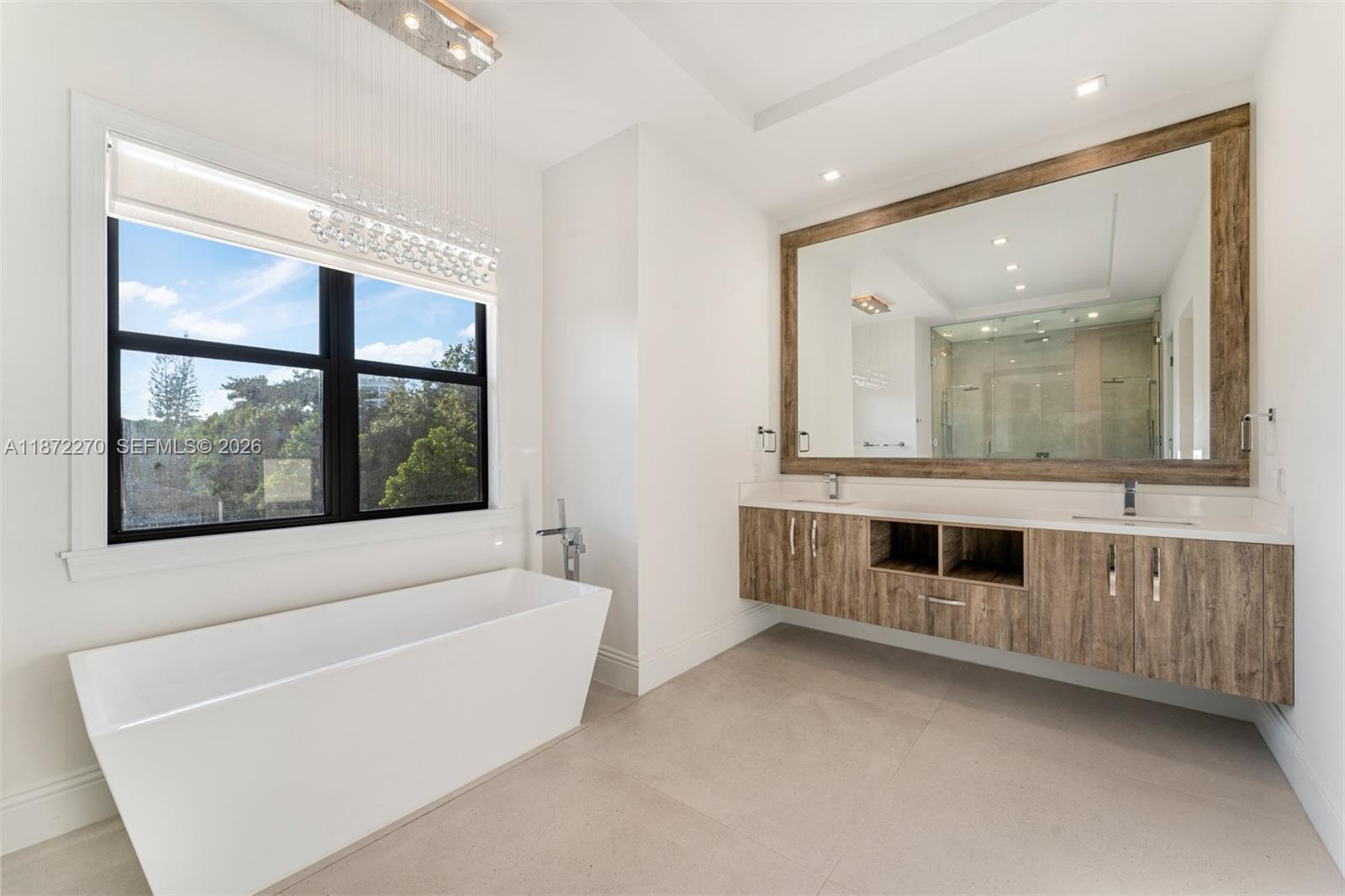 COCONUT PALM ESTATES - Residential