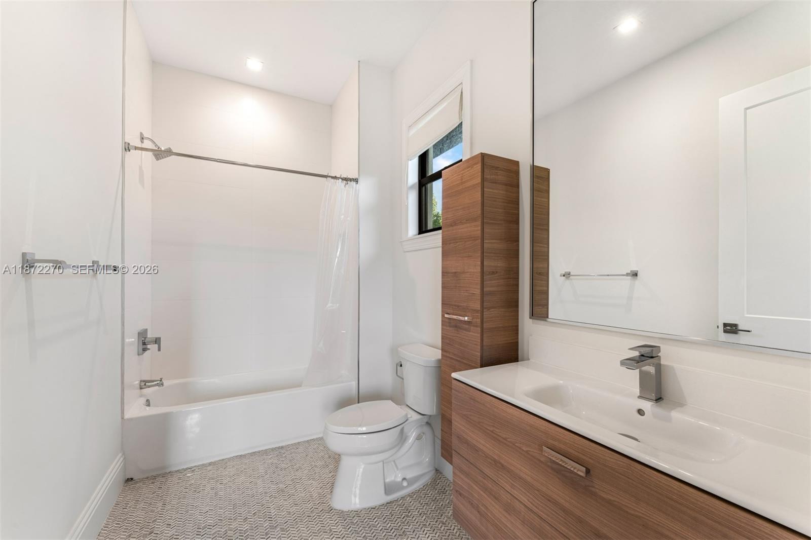 COCONUT PALM ESTATES - Residential