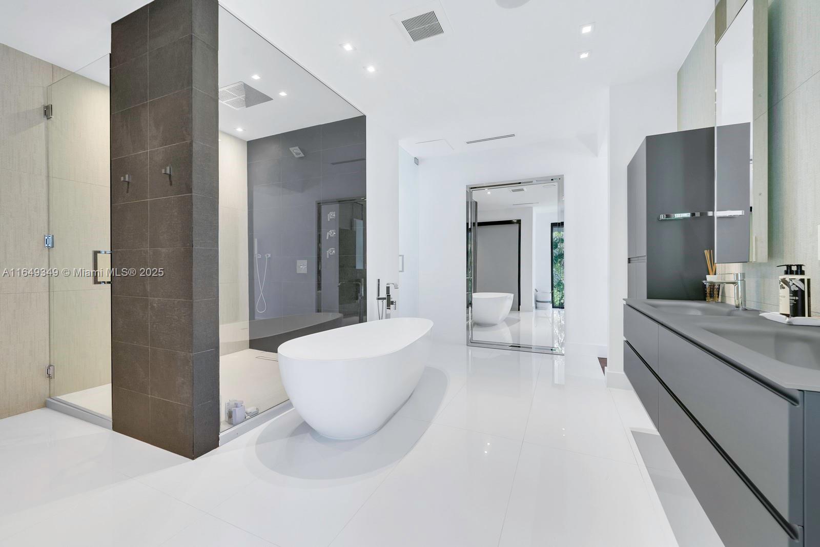 HIGH PINES REV PLAT OF 2N - Residential