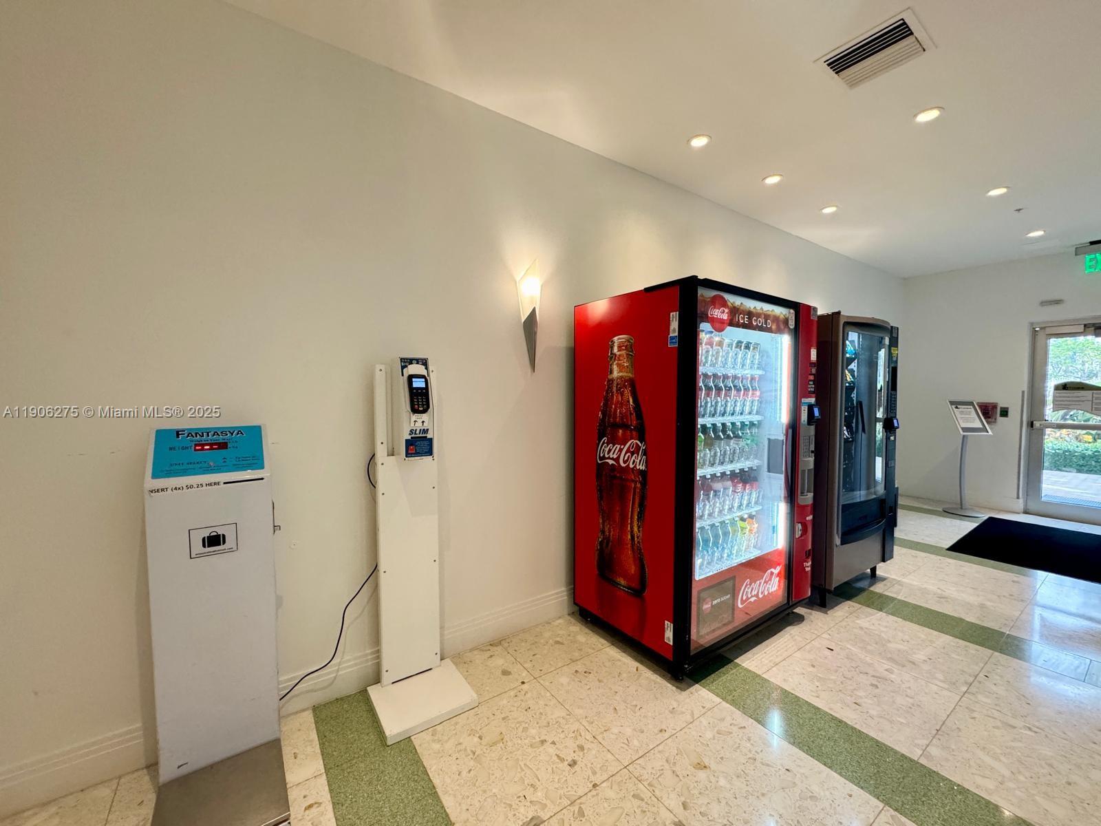 TIDES ON HOLLYWOOD BEACH - Residential