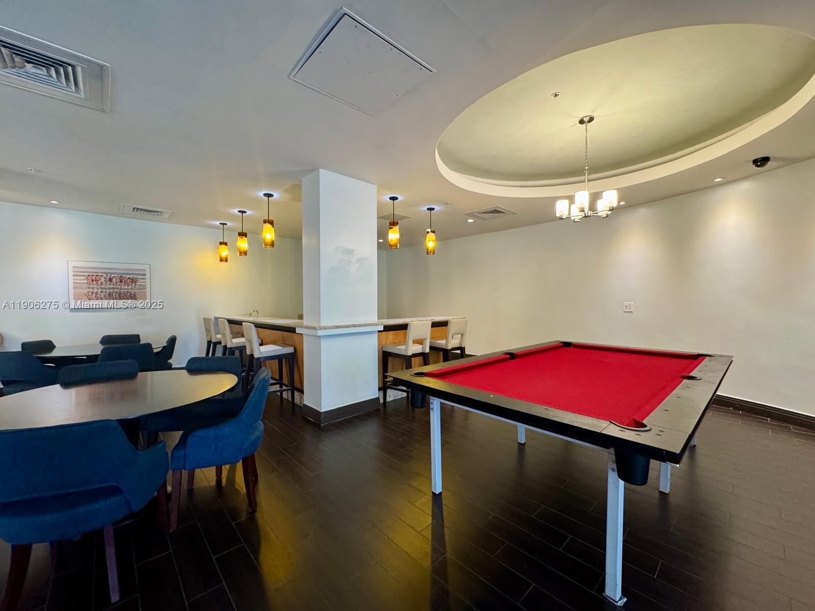 TIDES ON HOLLYWOOD BEACH - Residential