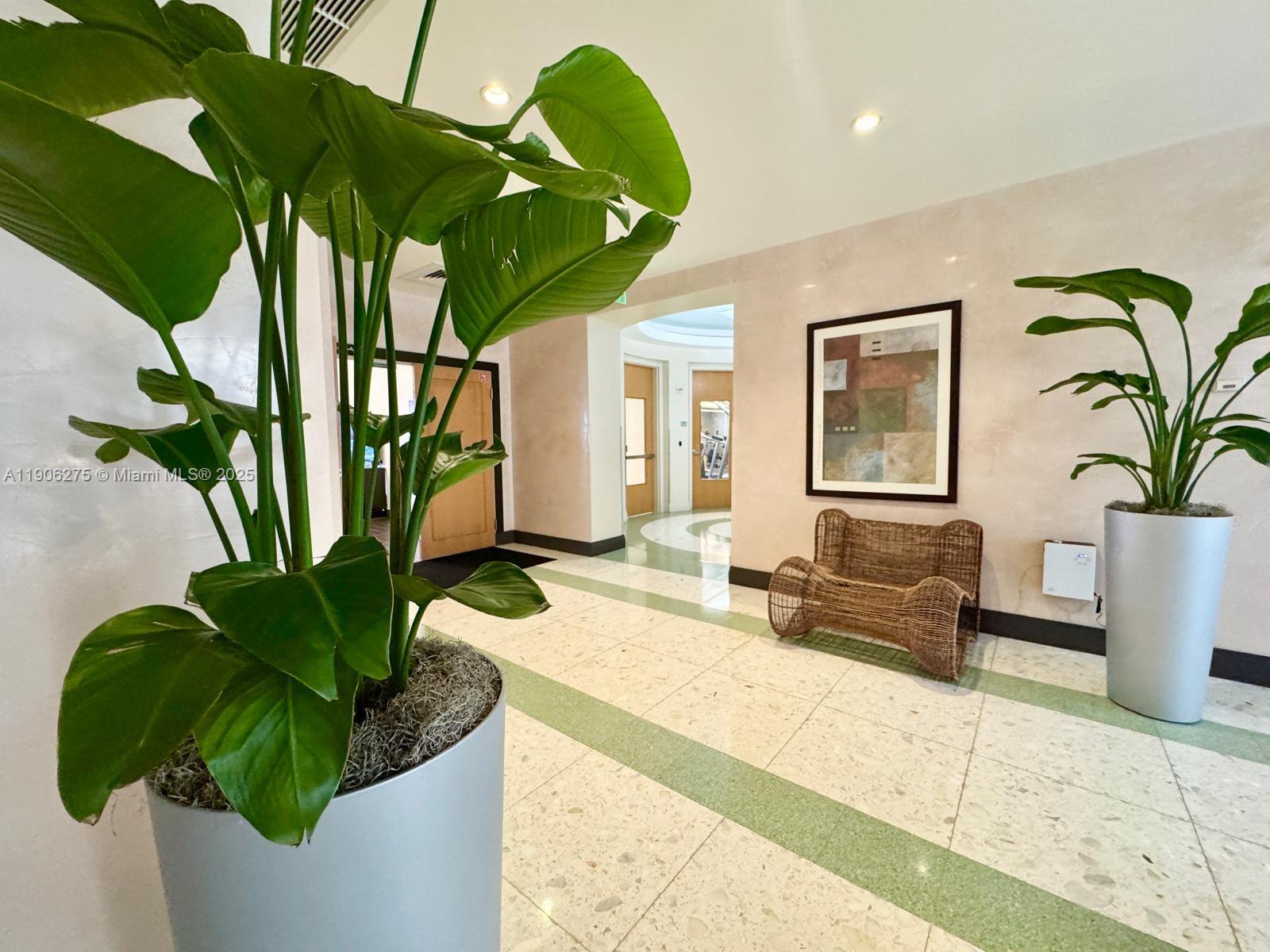 TIDES ON HOLLYWOOD BEACH - Residential