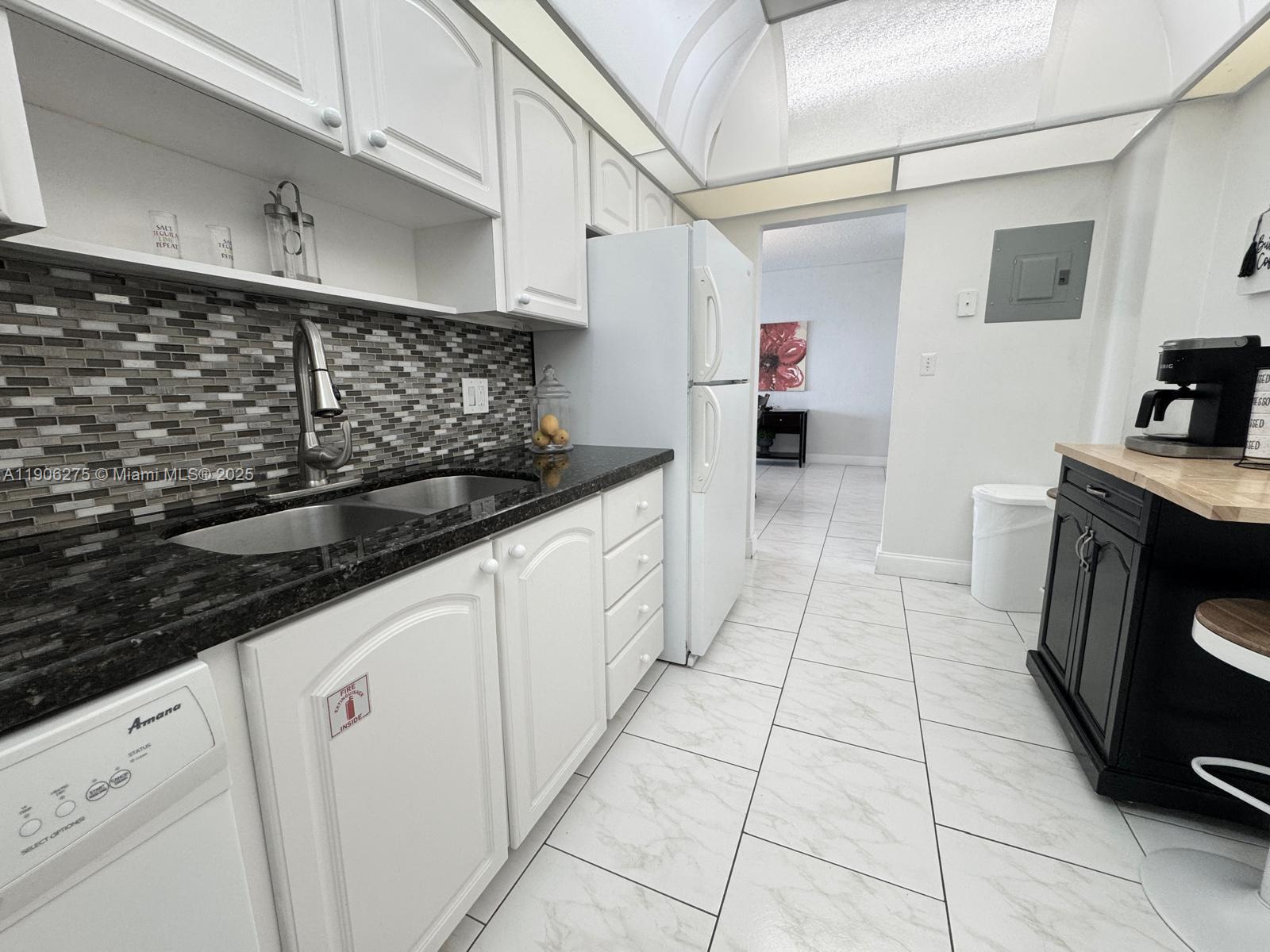 TIDES ON HOLLYWOOD BEACH - Residential