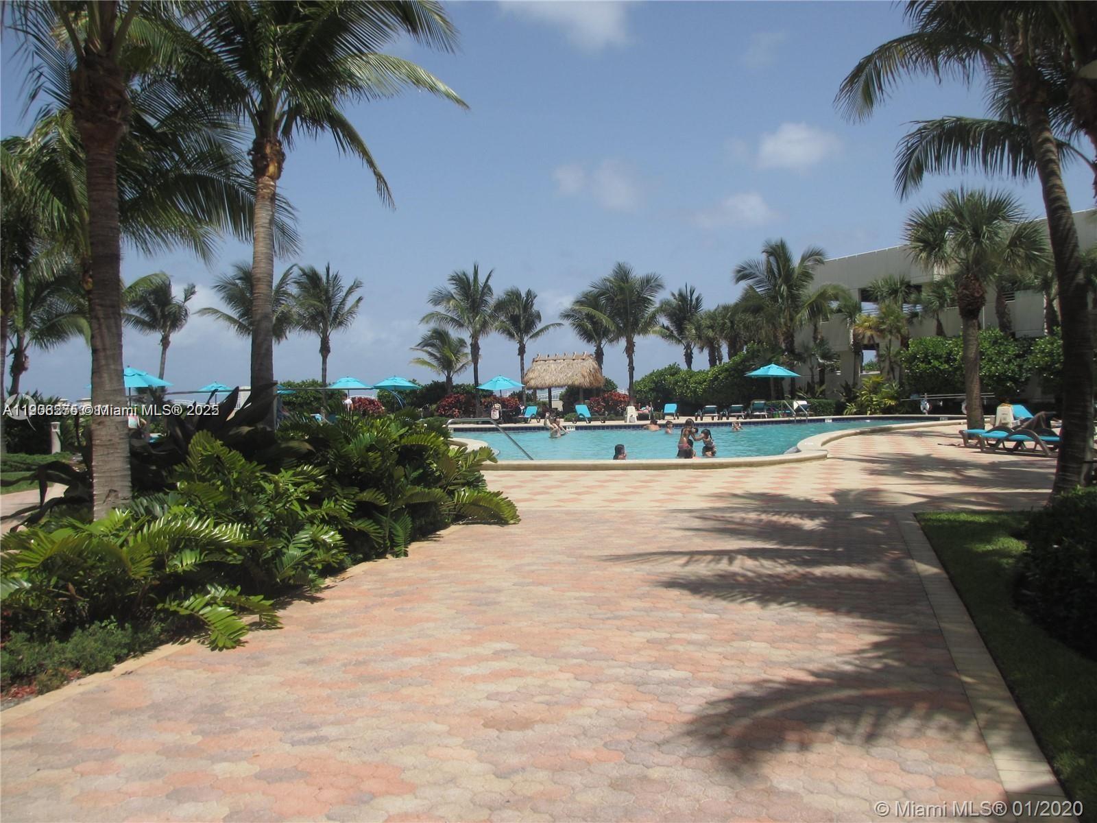 TIDES ON HOLLYWOOD BEACH - Residential