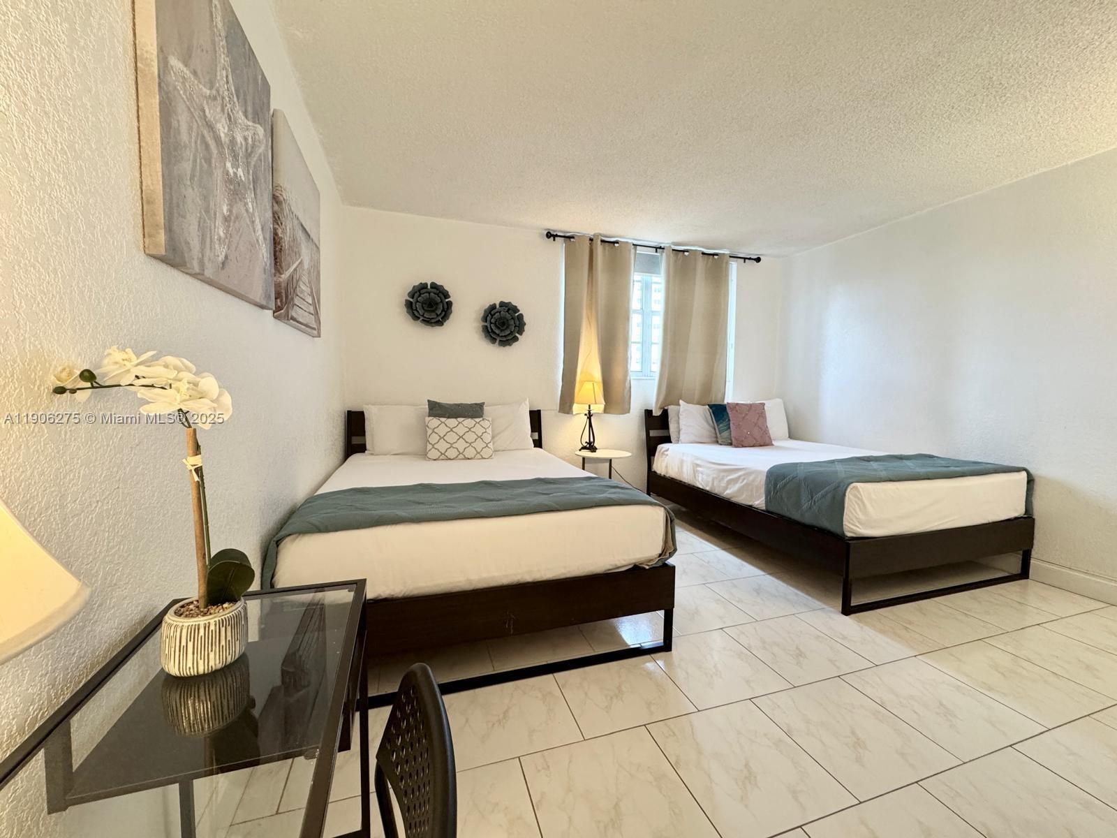 TIDES ON HOLLYWOOD BEACH - Residential