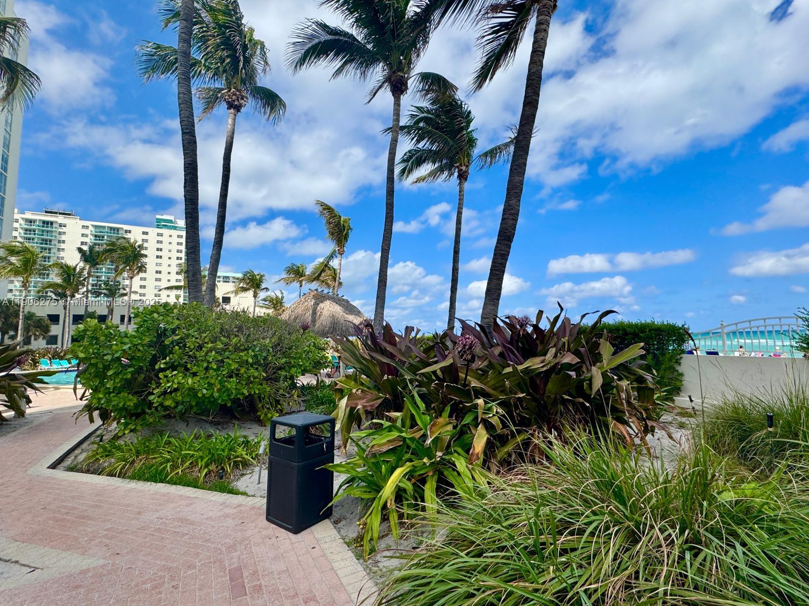 TIDES ON HOLLYWOOD BEACH - Residential