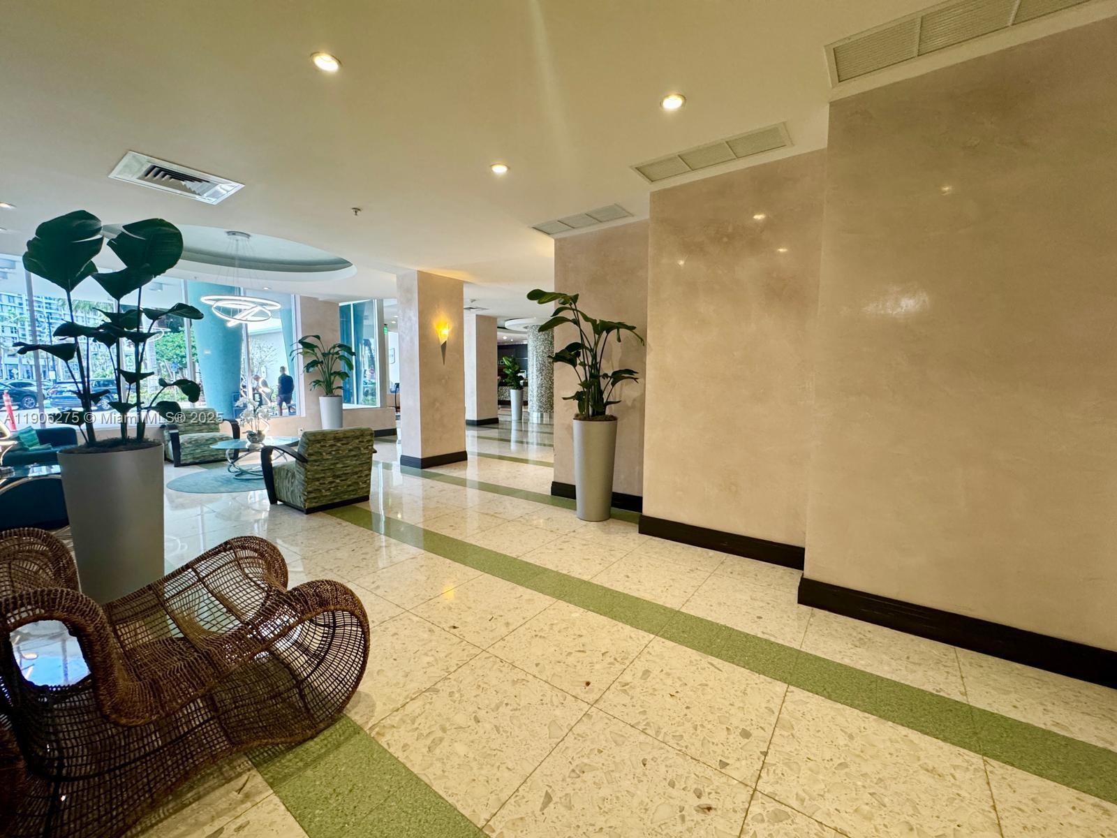 TIDES ON HOLLYWOOD BEACH - Residential