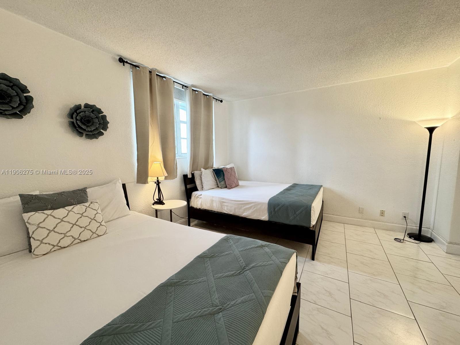 TIDES ON HOLLYWOOD BEACH - Residential