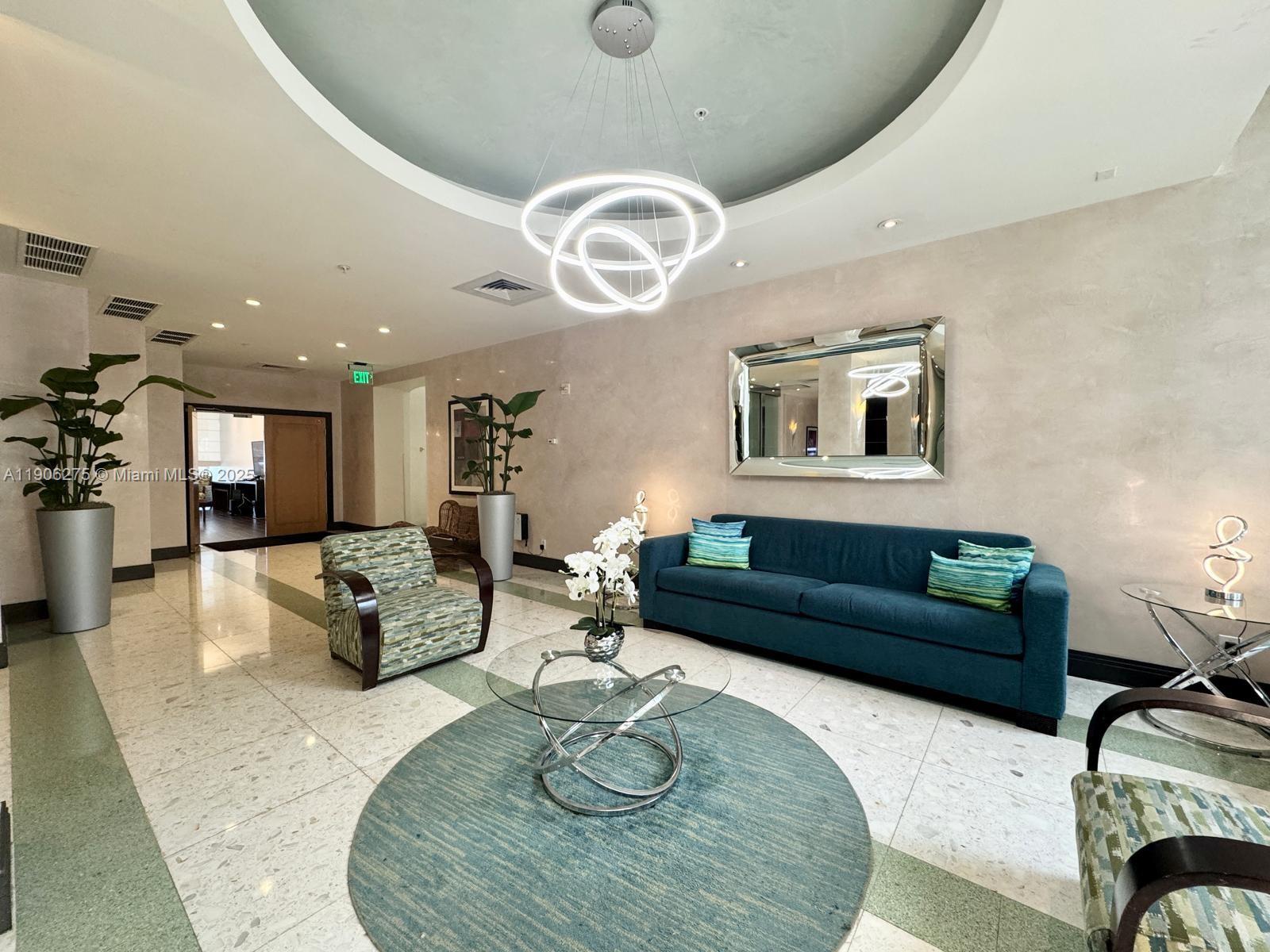 TIDES ON HOLLYWOOD BEACH - Residential