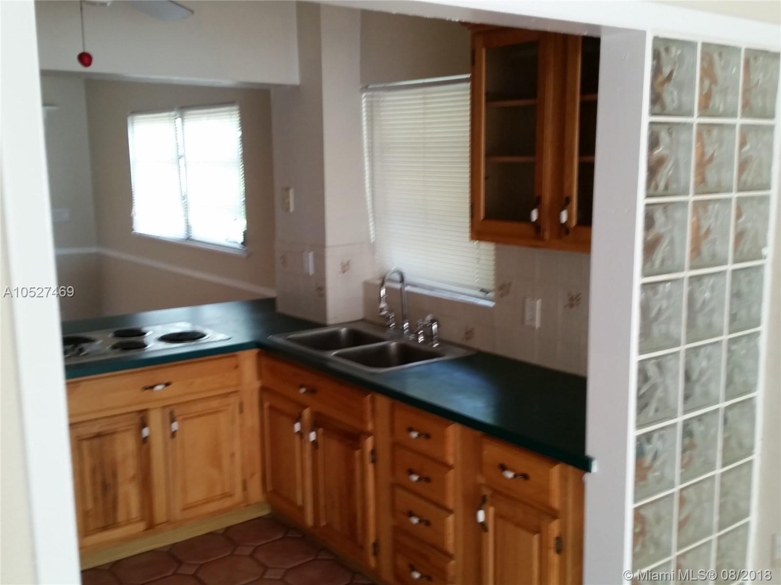 NEW UTOPIA - Residential Lease