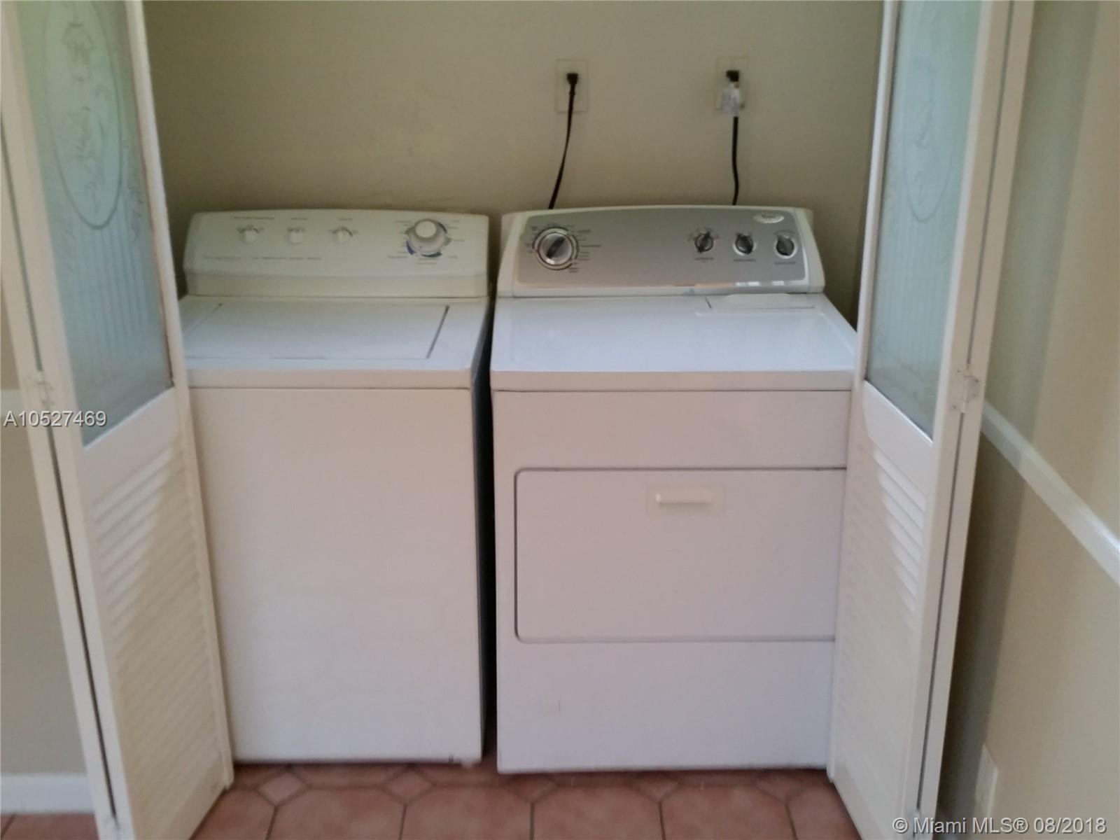 NEW UTOPIA - Residential Lease