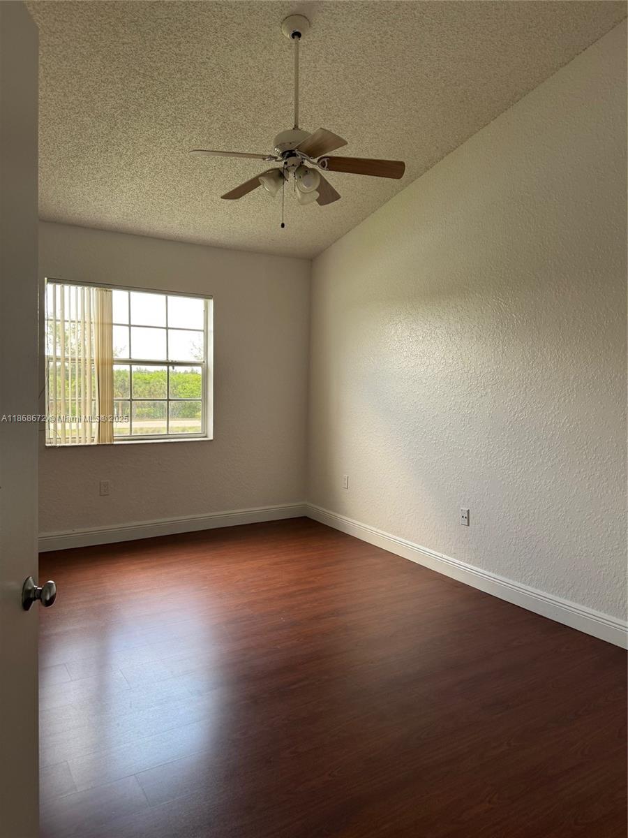 LAKEVIEW CLUB CONDO - Residential