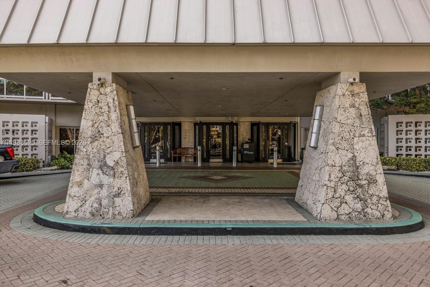 BRICKELL TOWNHOUSE CONDO - Residential