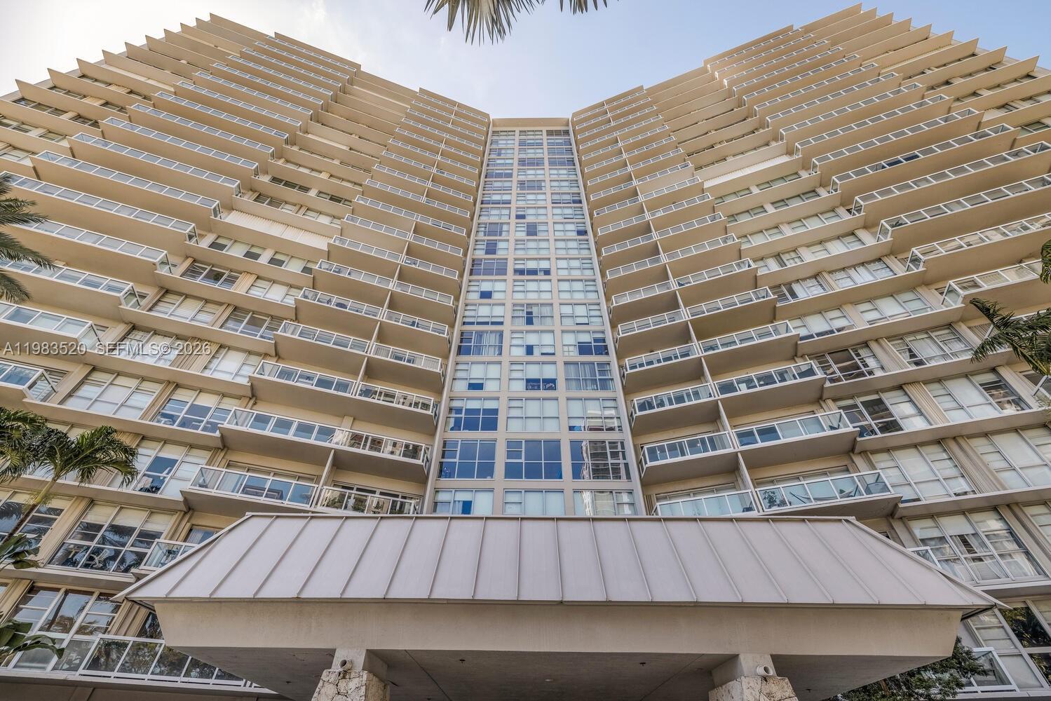 BRICKELL TOWNHOUSE CONDO - Residential