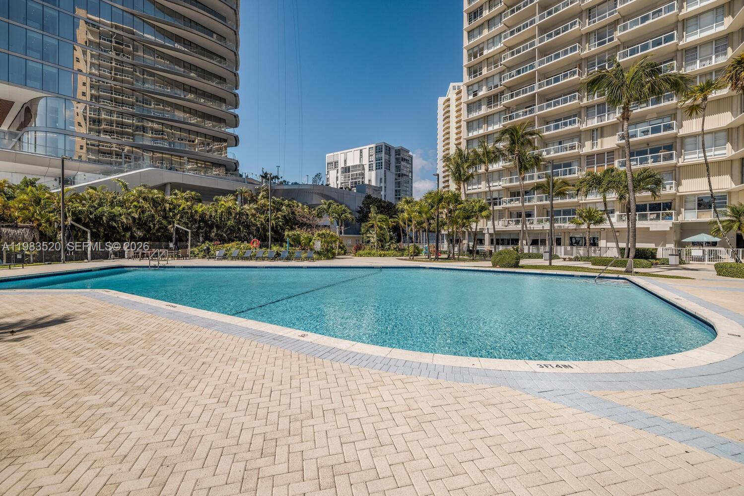 BRICKELL TOWNHOUSE CONDO - Residential