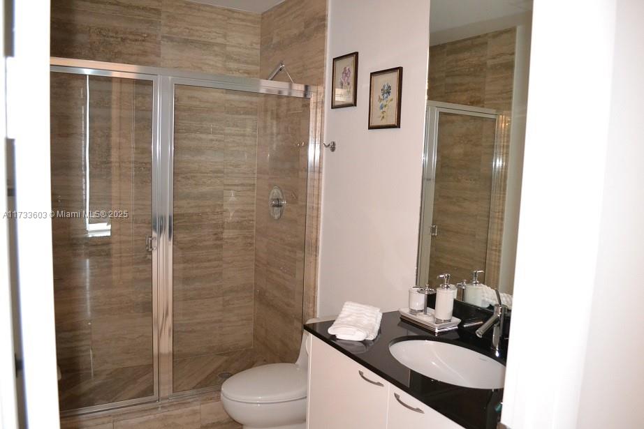 TDR TOWER II CONDO - Residential