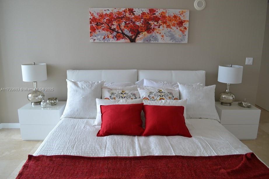 TDR TOWER II CONDO - Residential