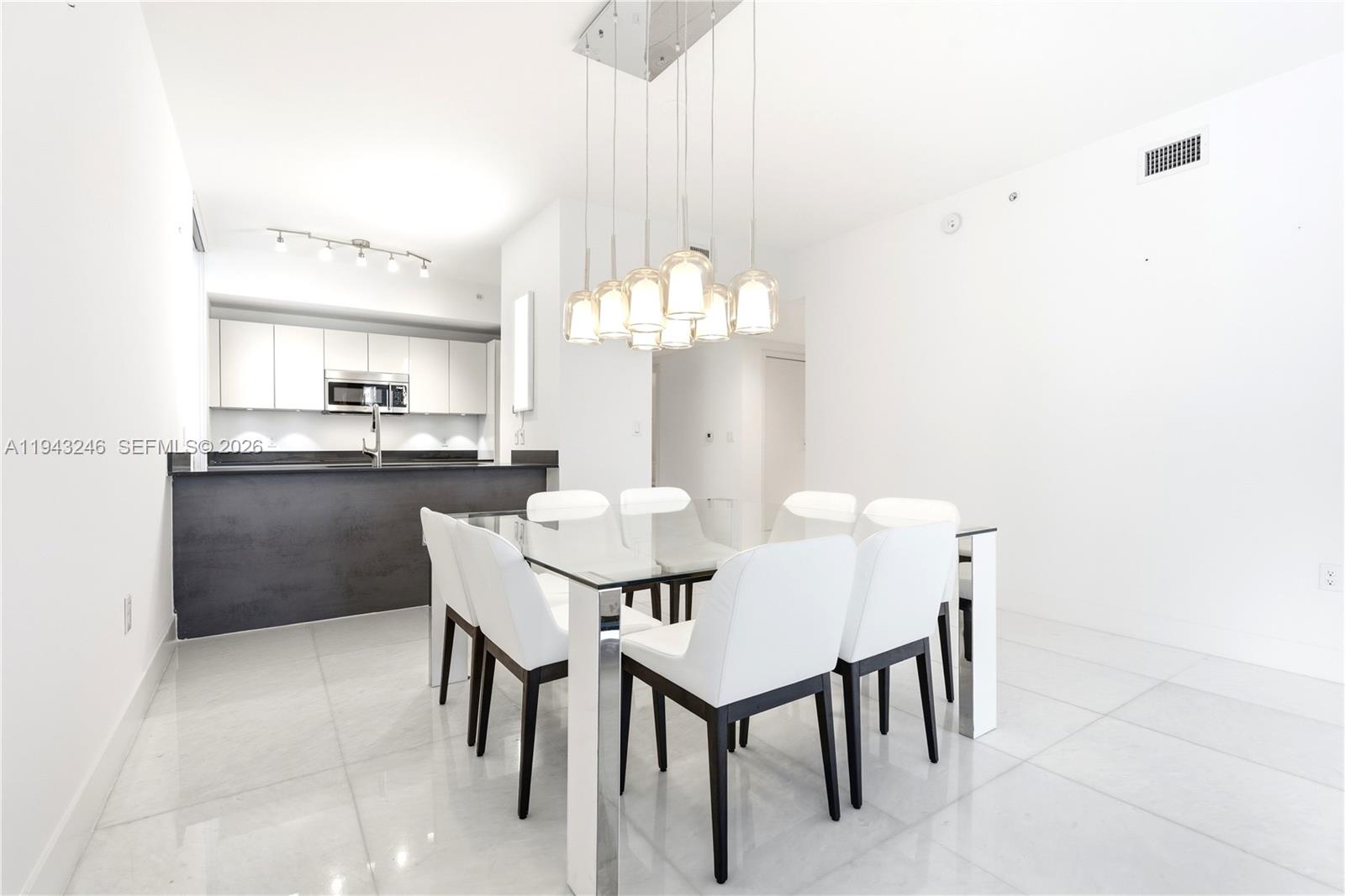 1010 BRICKELL CONDO - Residential Lease