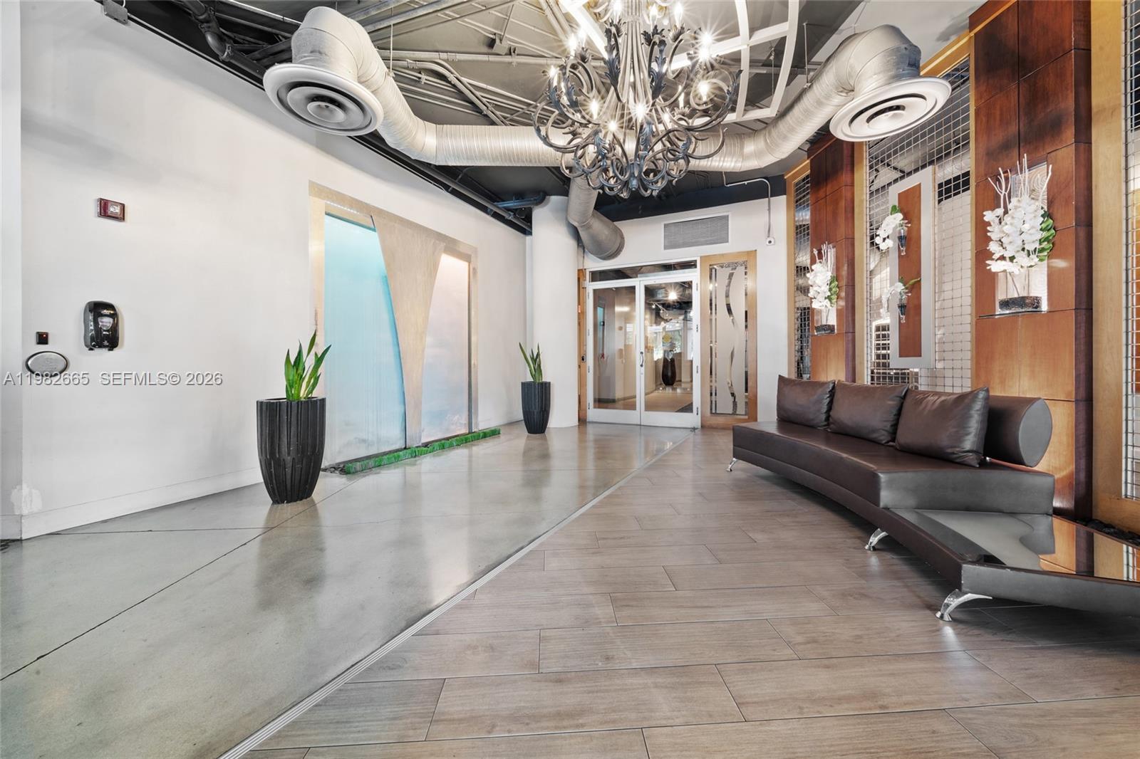 NEO CONDO - Residential Lease