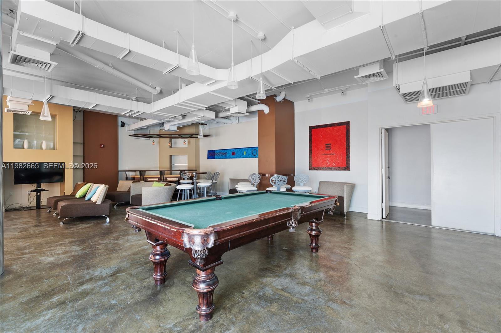 NEO CONDO - Residential Lease