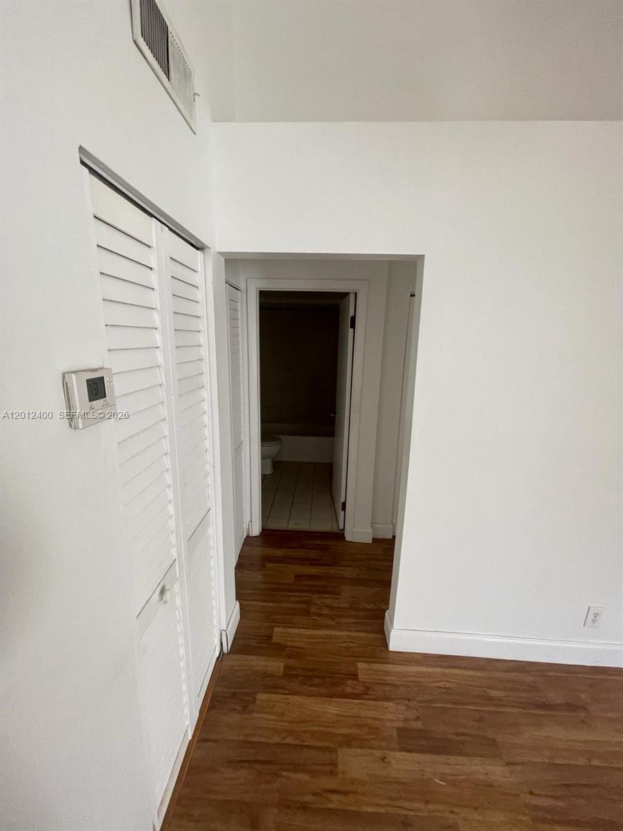 SUMMERBREEZE CONDO - Residential