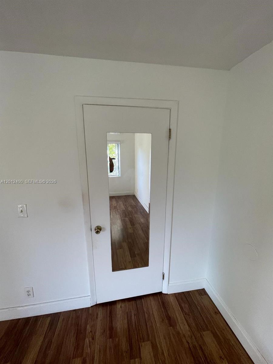 SUMMERBREEZE CONDO - Residential