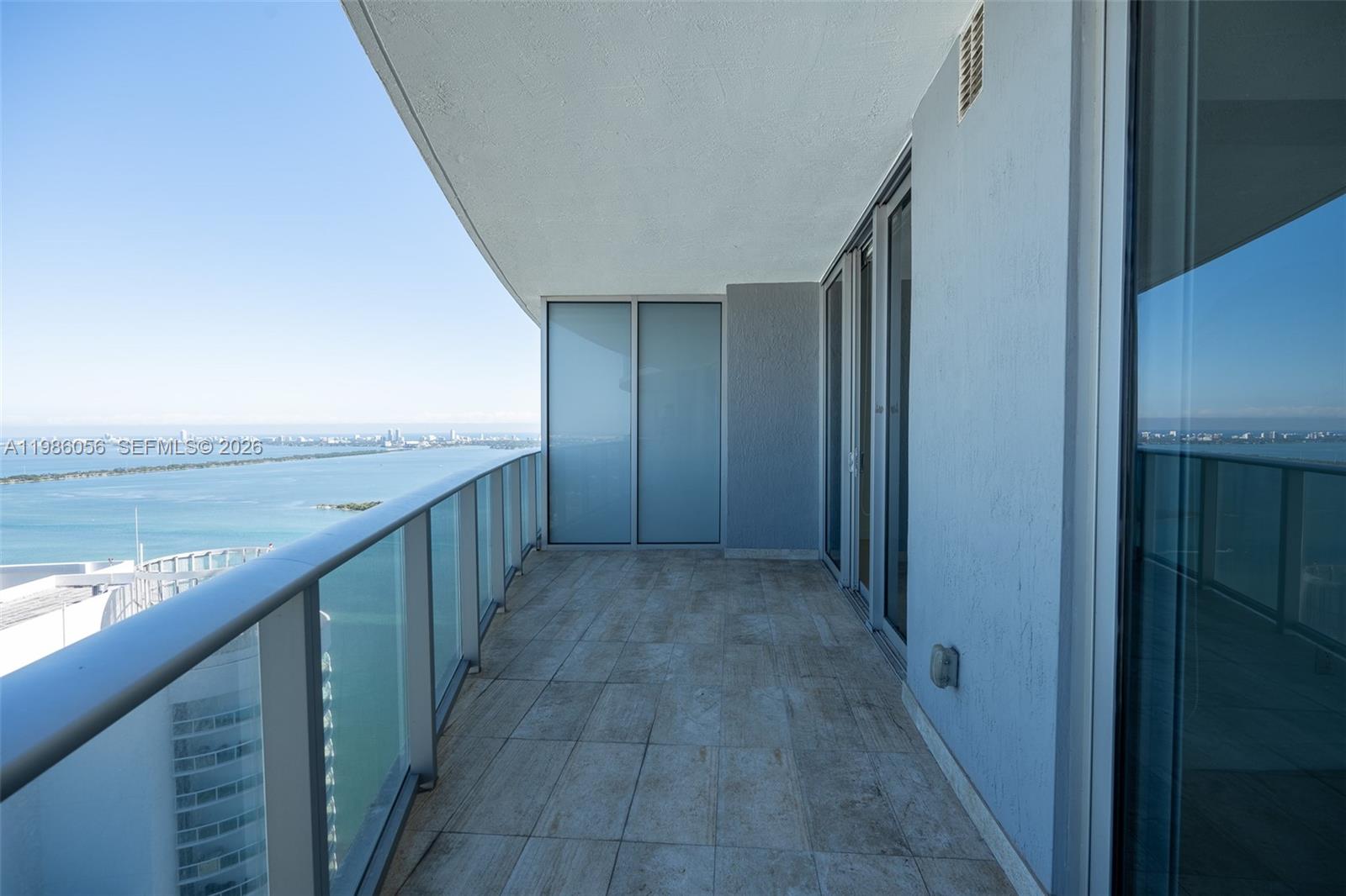 ARIA ON THE BAY CONDO - Residential