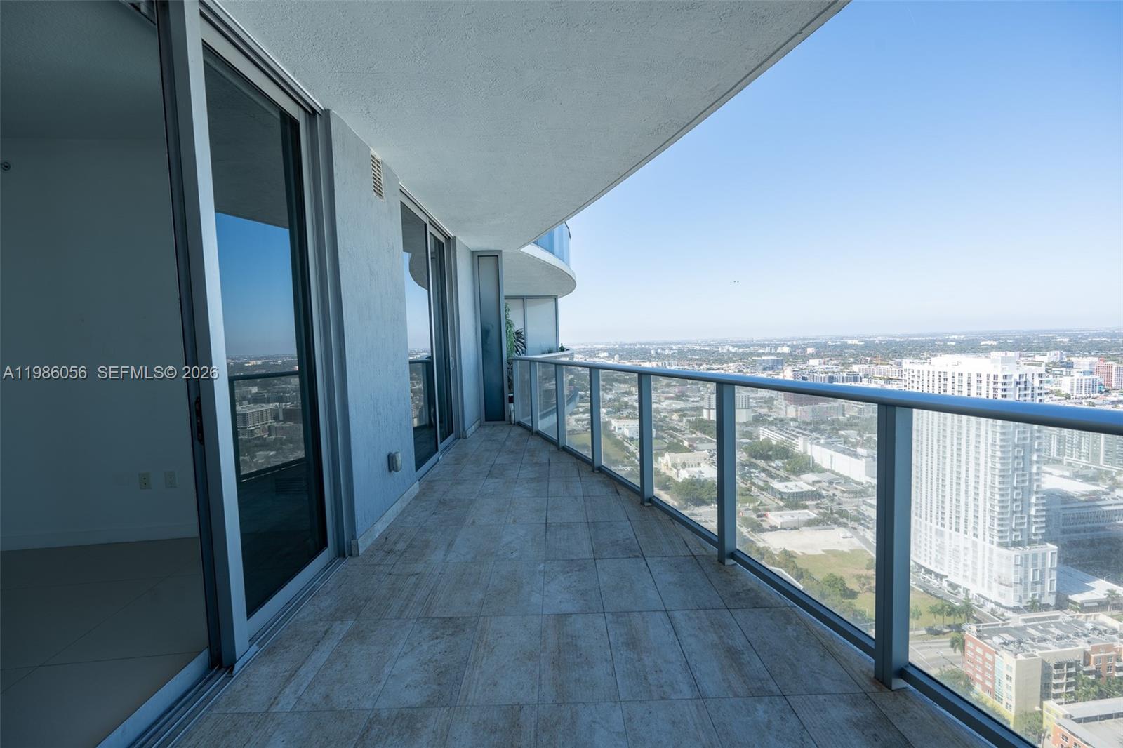 ARIA ON THE BAY CONDO - Residential