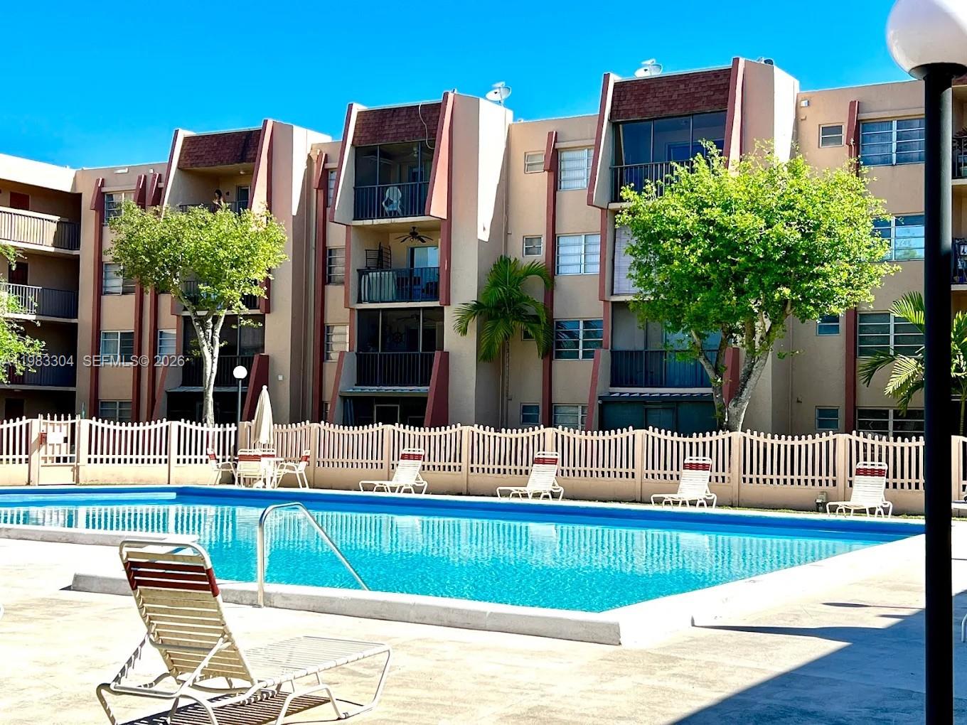 RAMBLEWOOD CONDO A - Residential Lease