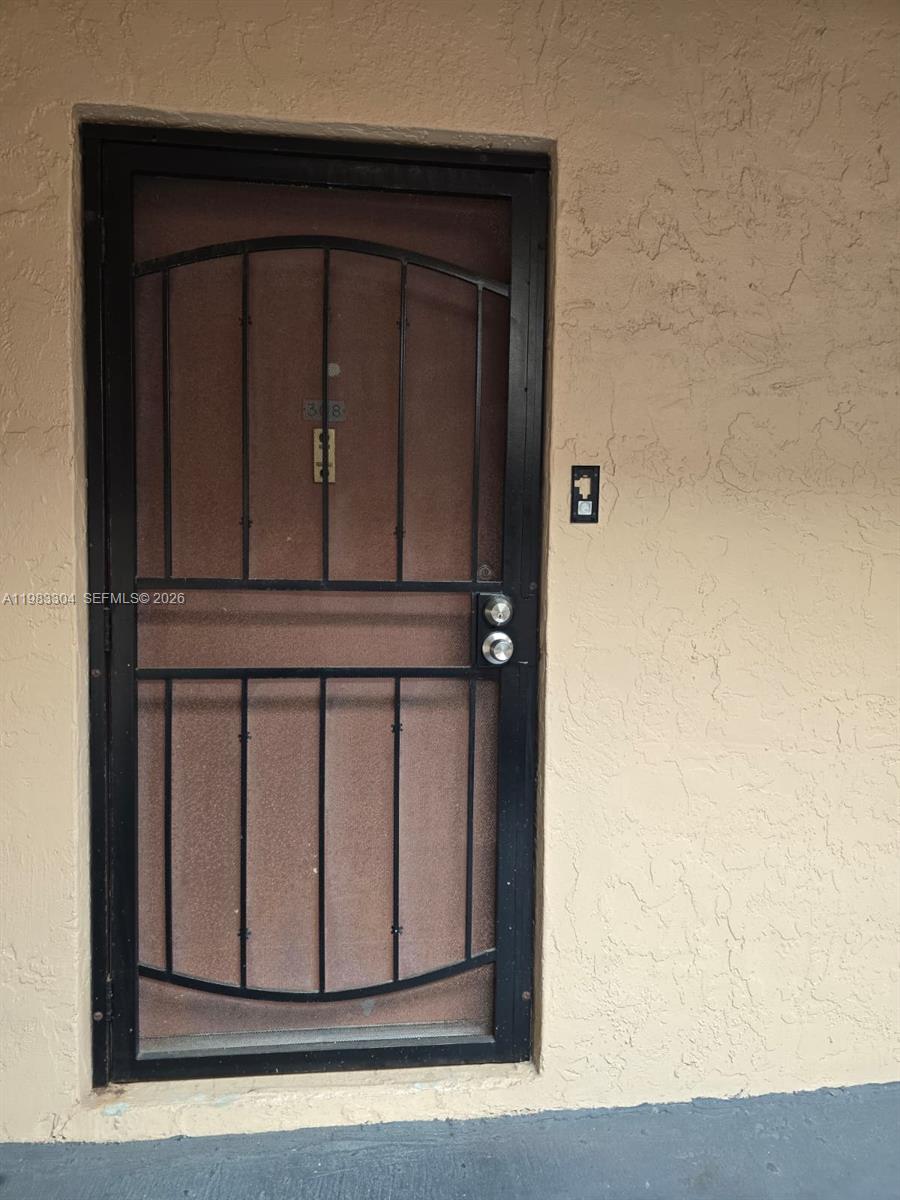 RAMBLEWOOD CONDO A - Residential Lease