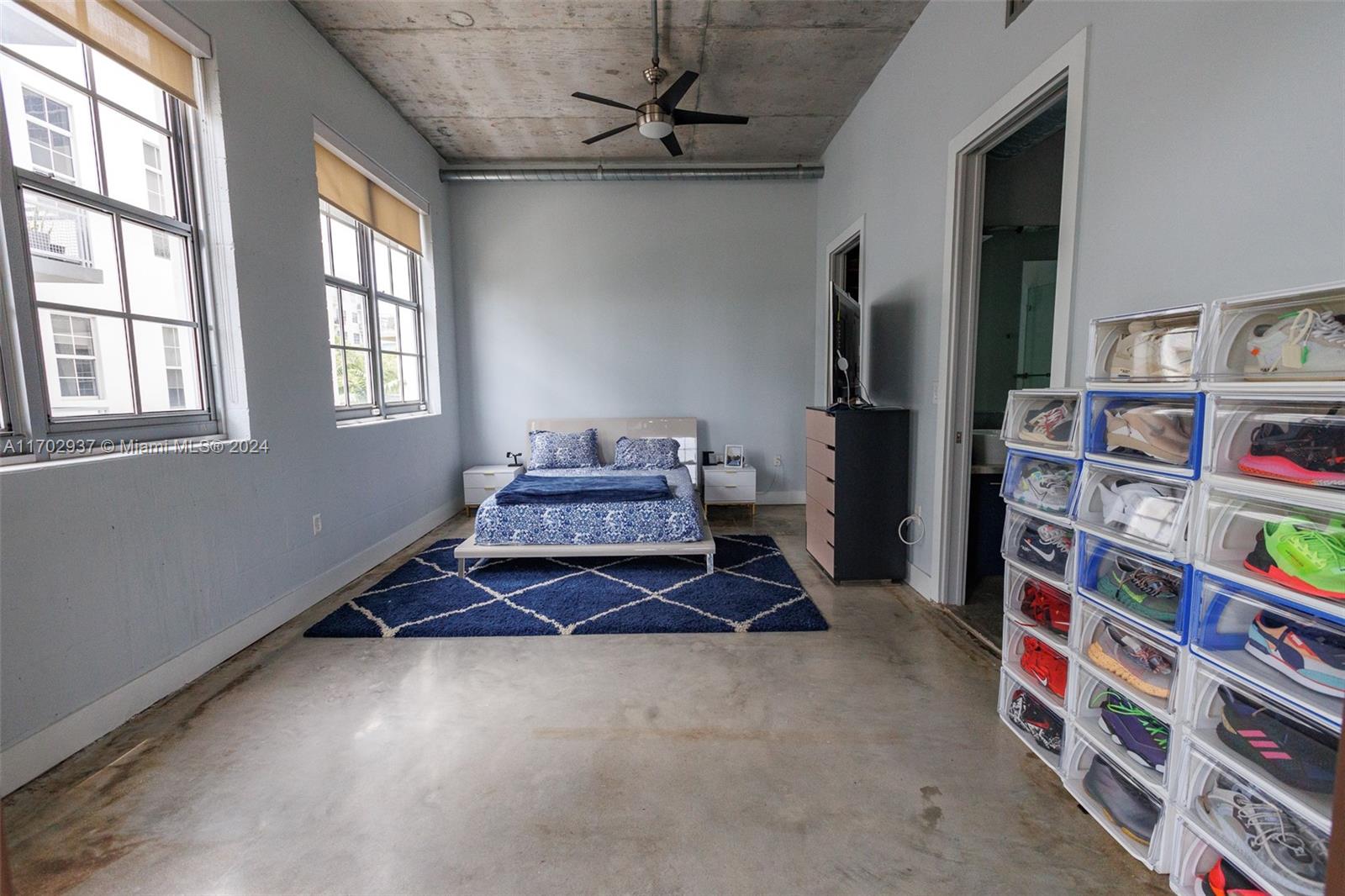 435 N Andrews Ave 301