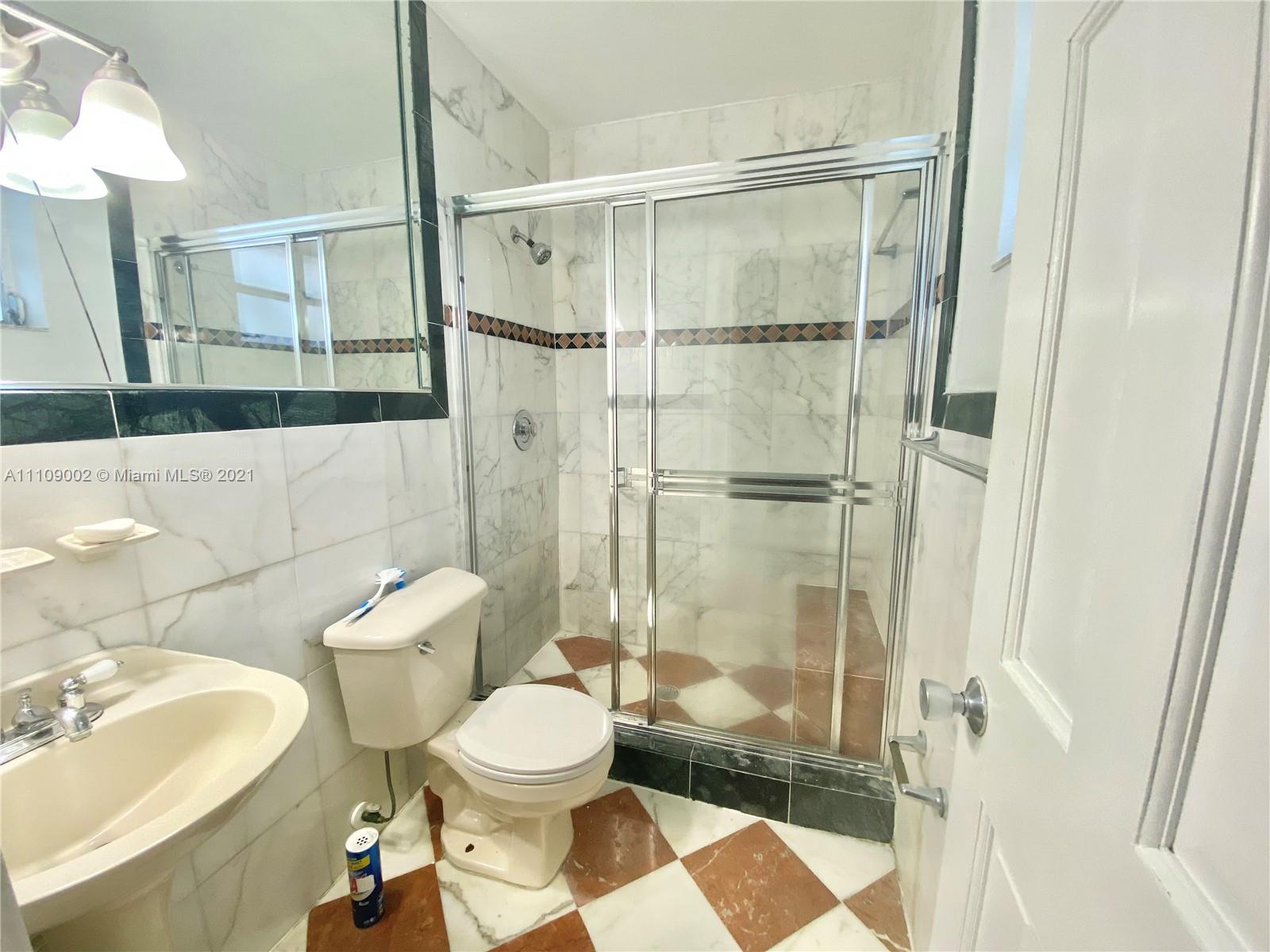 CORAL WAY PARK SEC C - Residential Lease