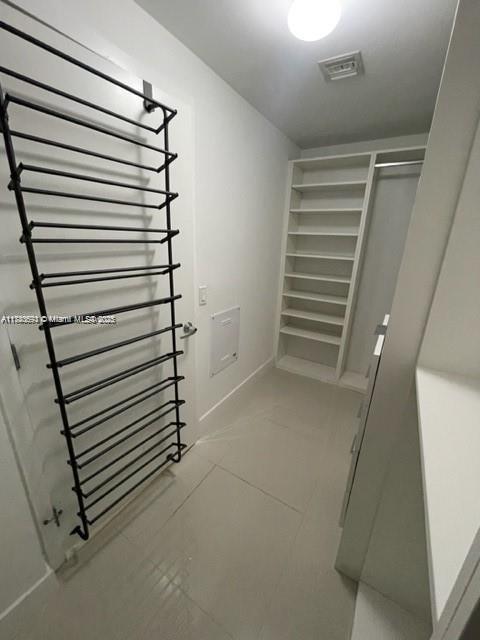 THE HARBOUR NORTH CONDO - Residential