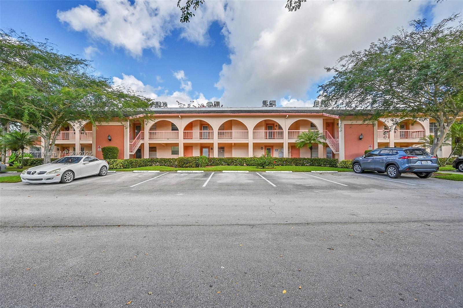 BAHAMA VILLAGE CONDO - Residential
