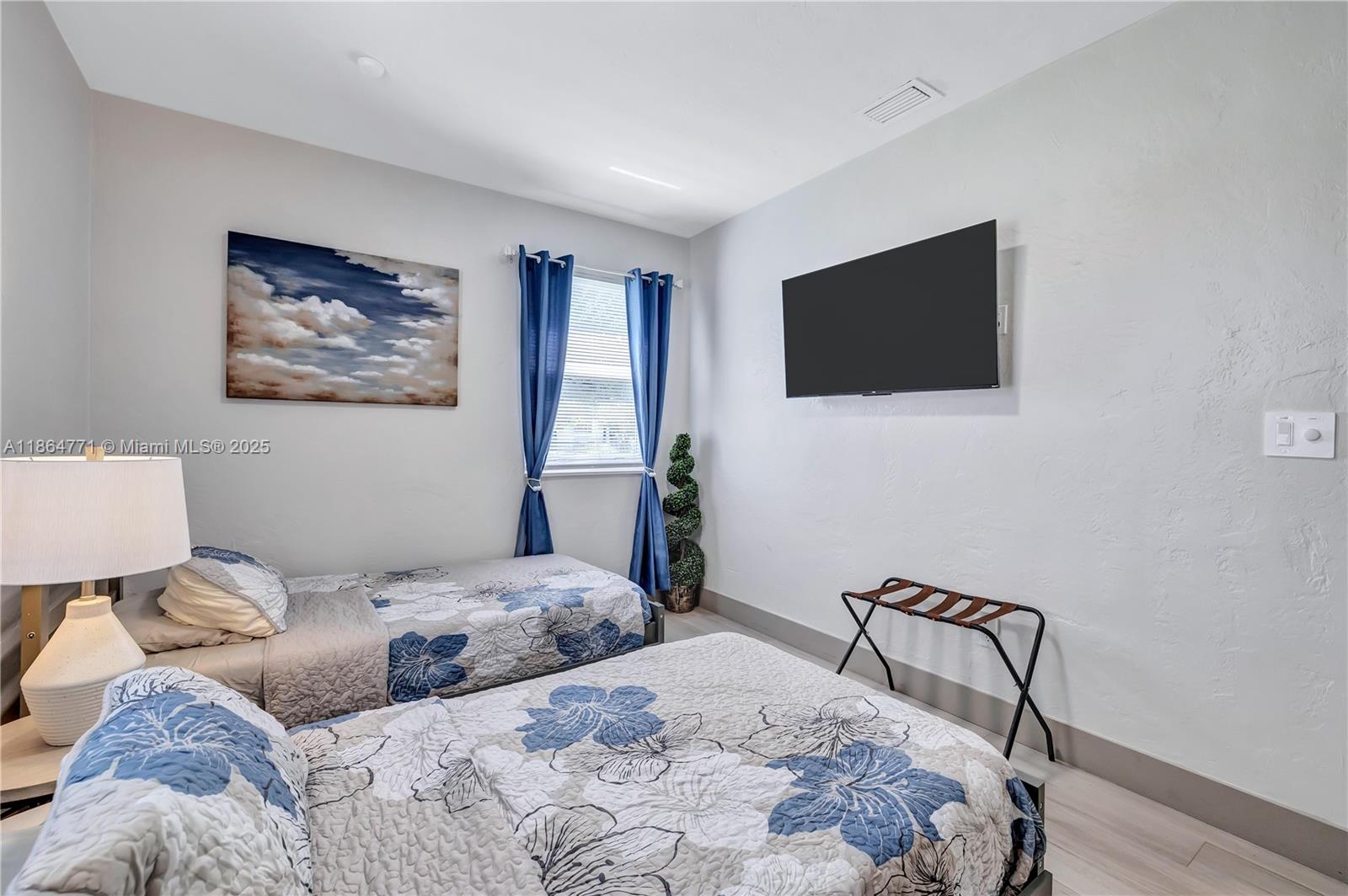 ARCH CREEKS ESTATES - Residential