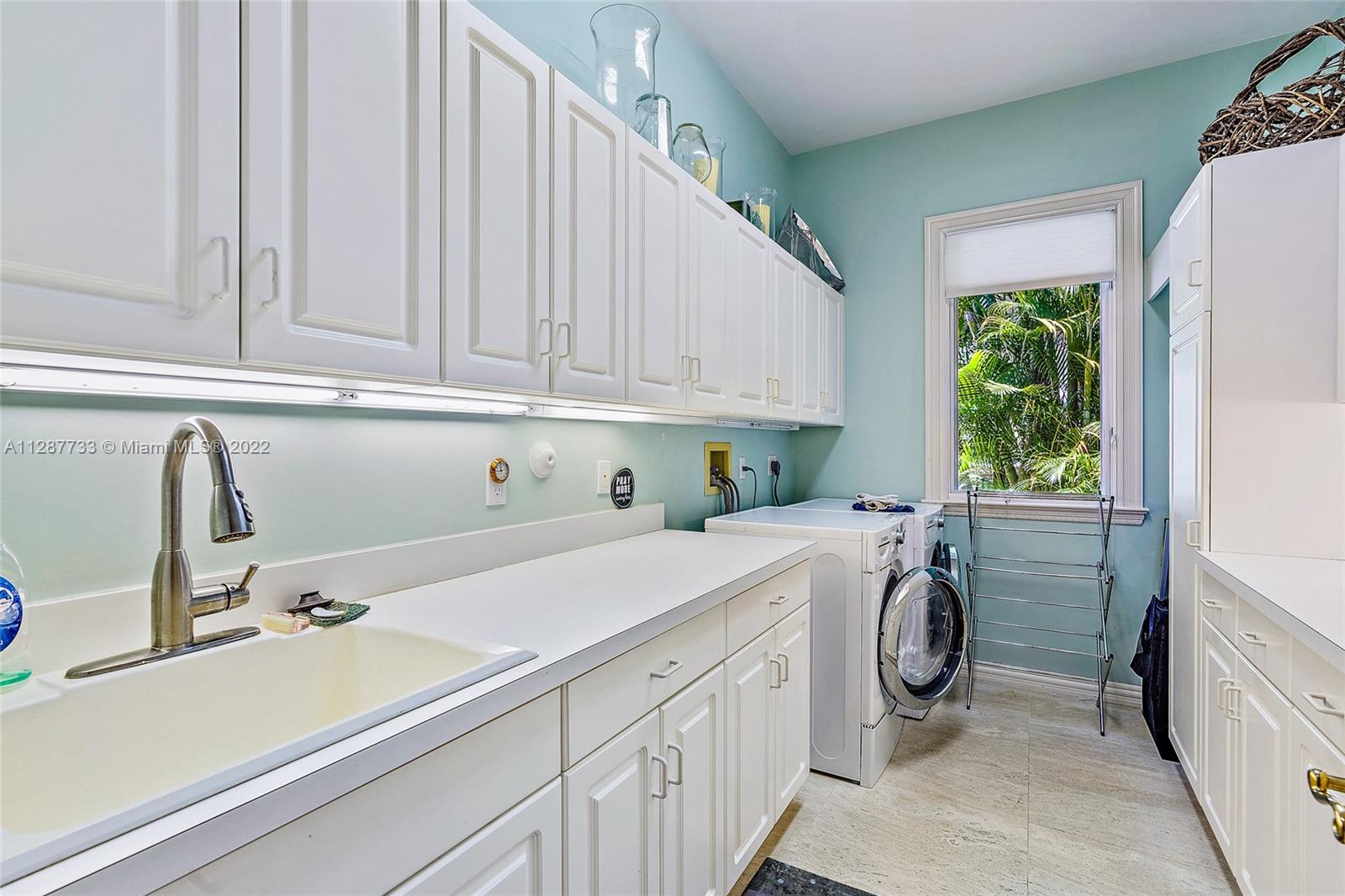 Admirals Cove - Residential