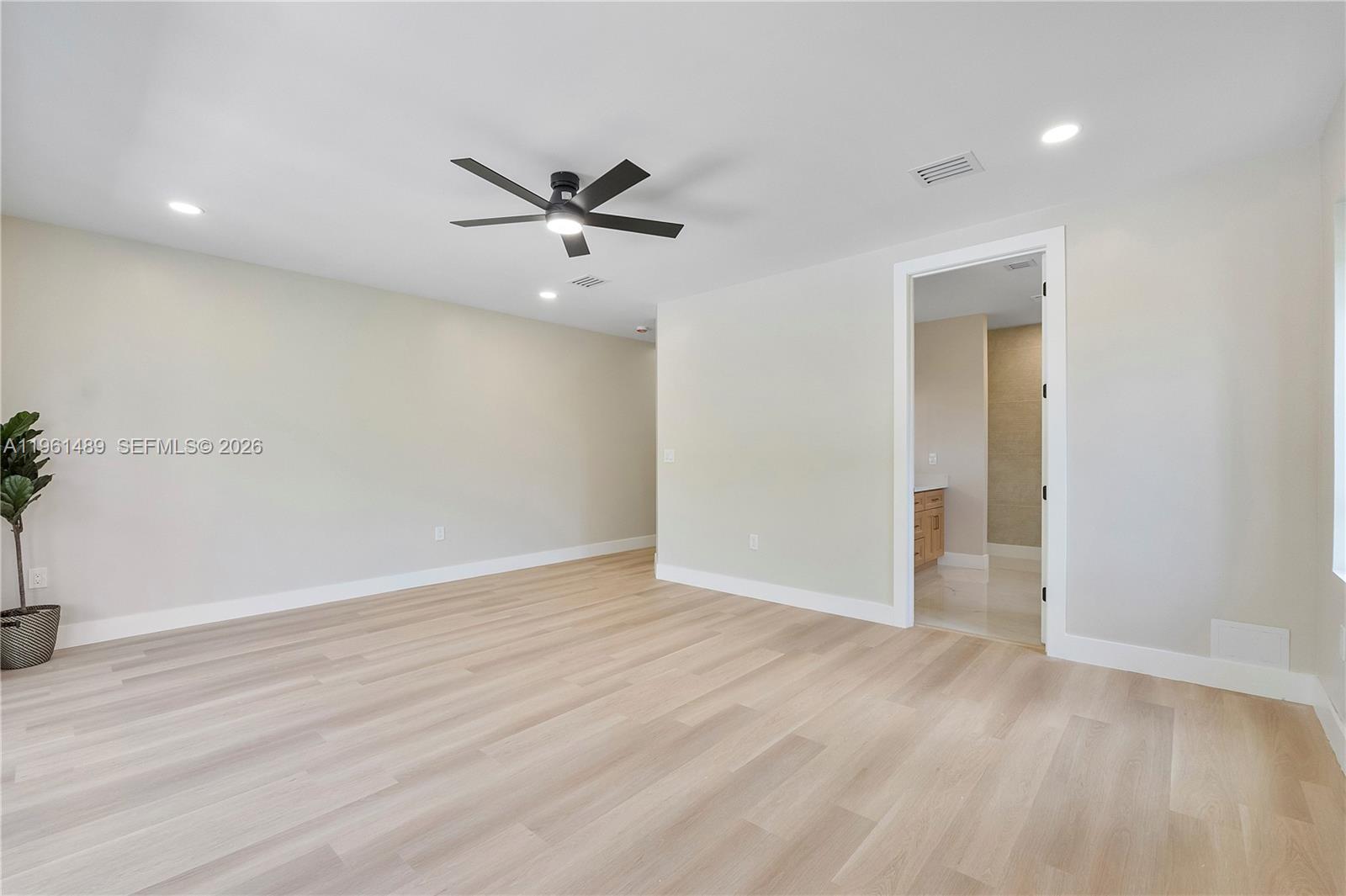 Croissant Park - Residential