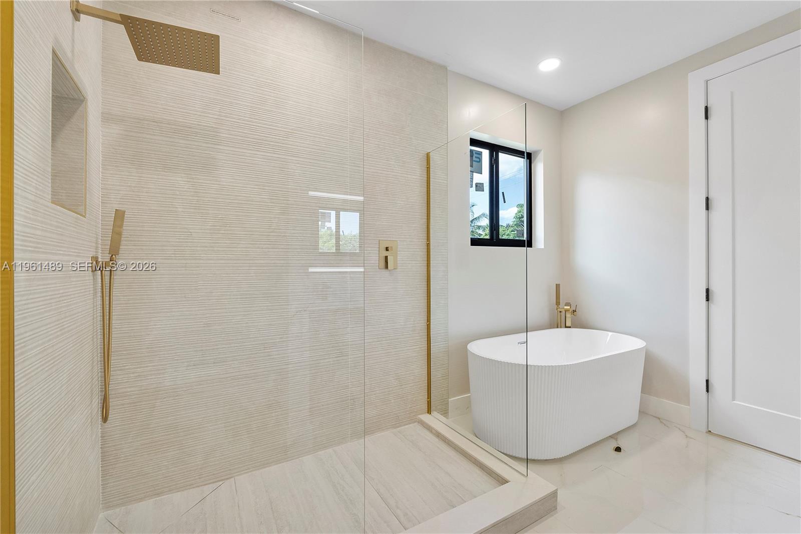 Croissant Park - Residential