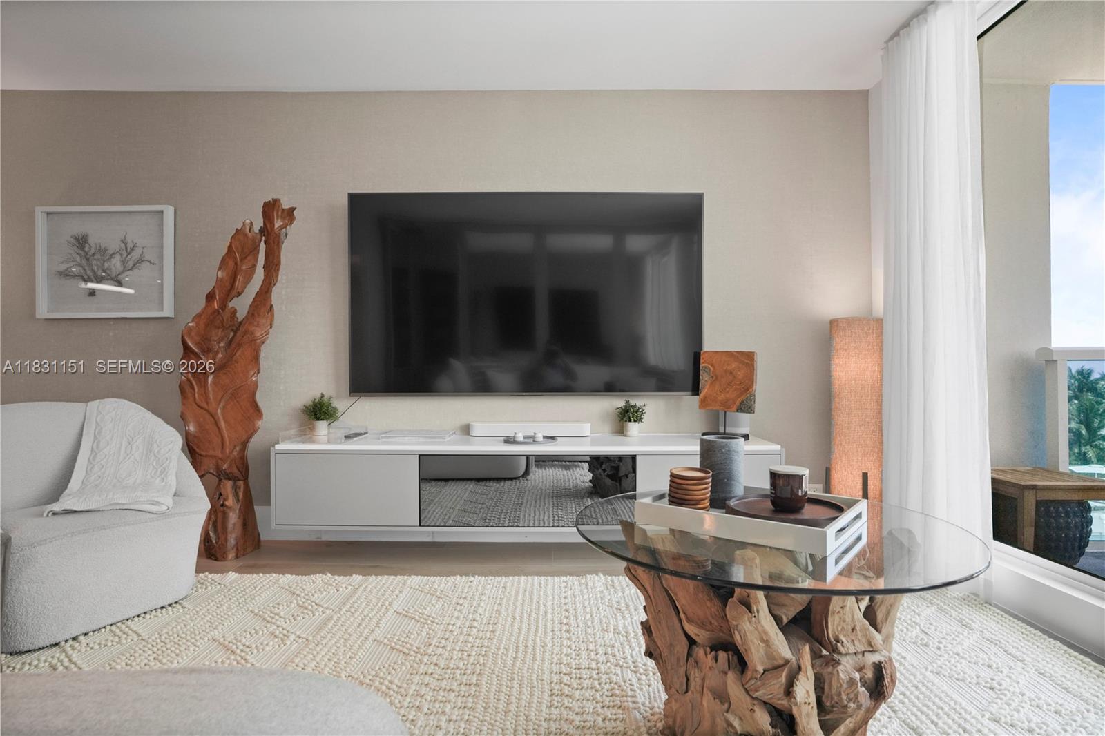 RONEY PALACE CONDO - Residential