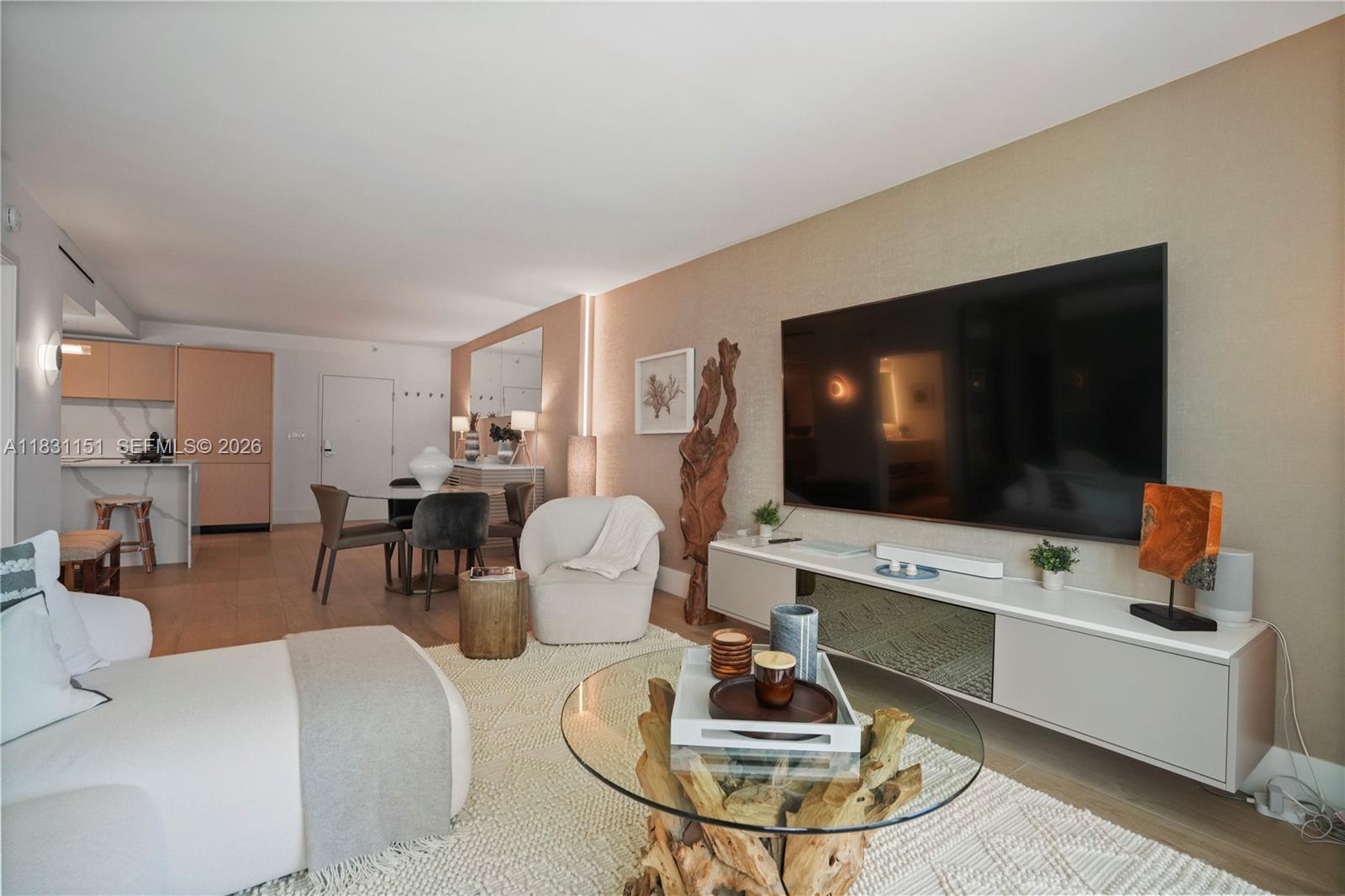 RONEY PALACE CONDO - Residential