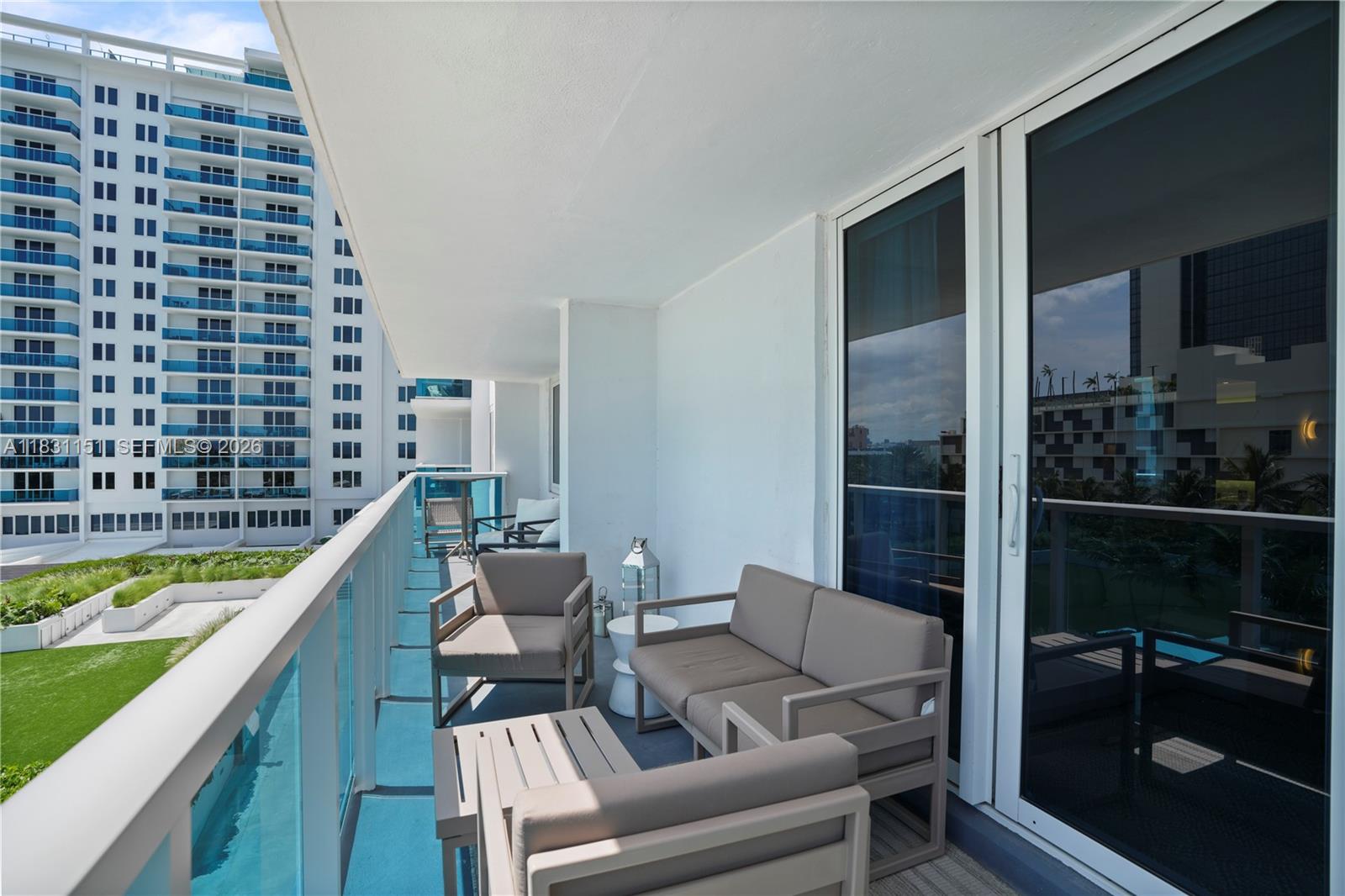 RONEY PALACE CONDO - Residential