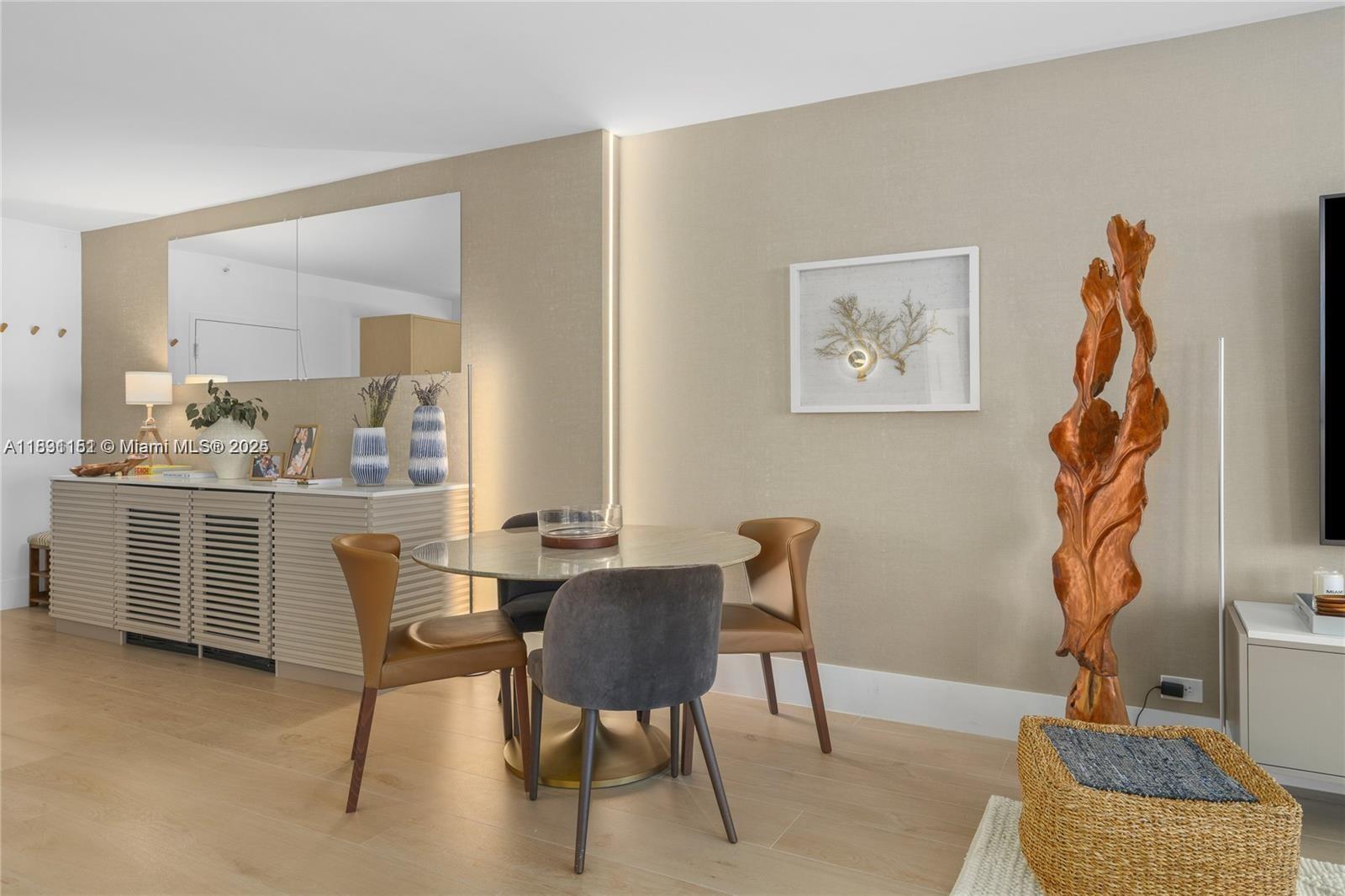 RONEY PALACE CONDO - Residential